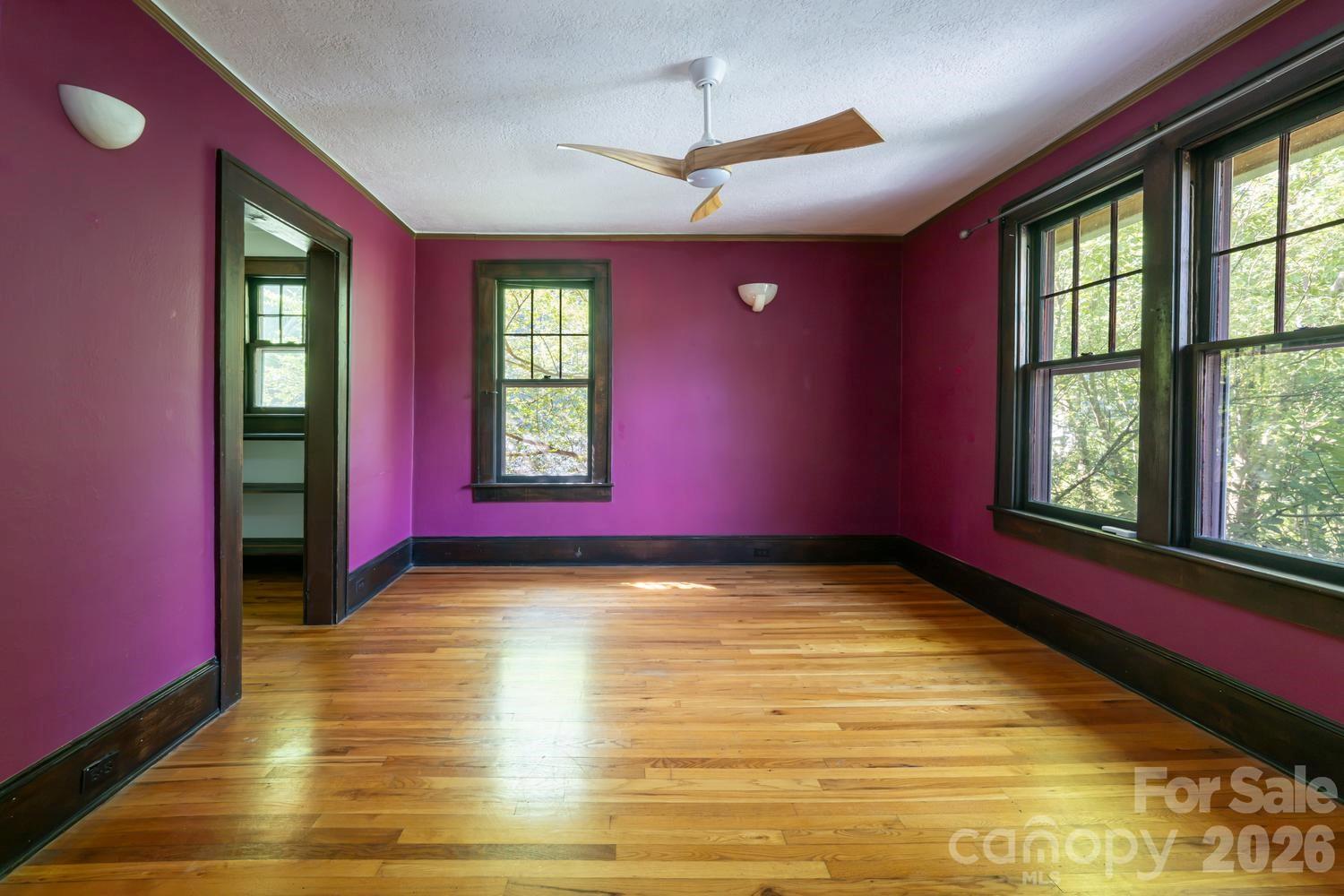 3 Woodlawn Avenue — Asheville