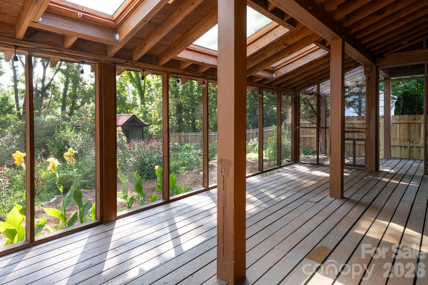 3 Woodlawn Avenue — Asheville