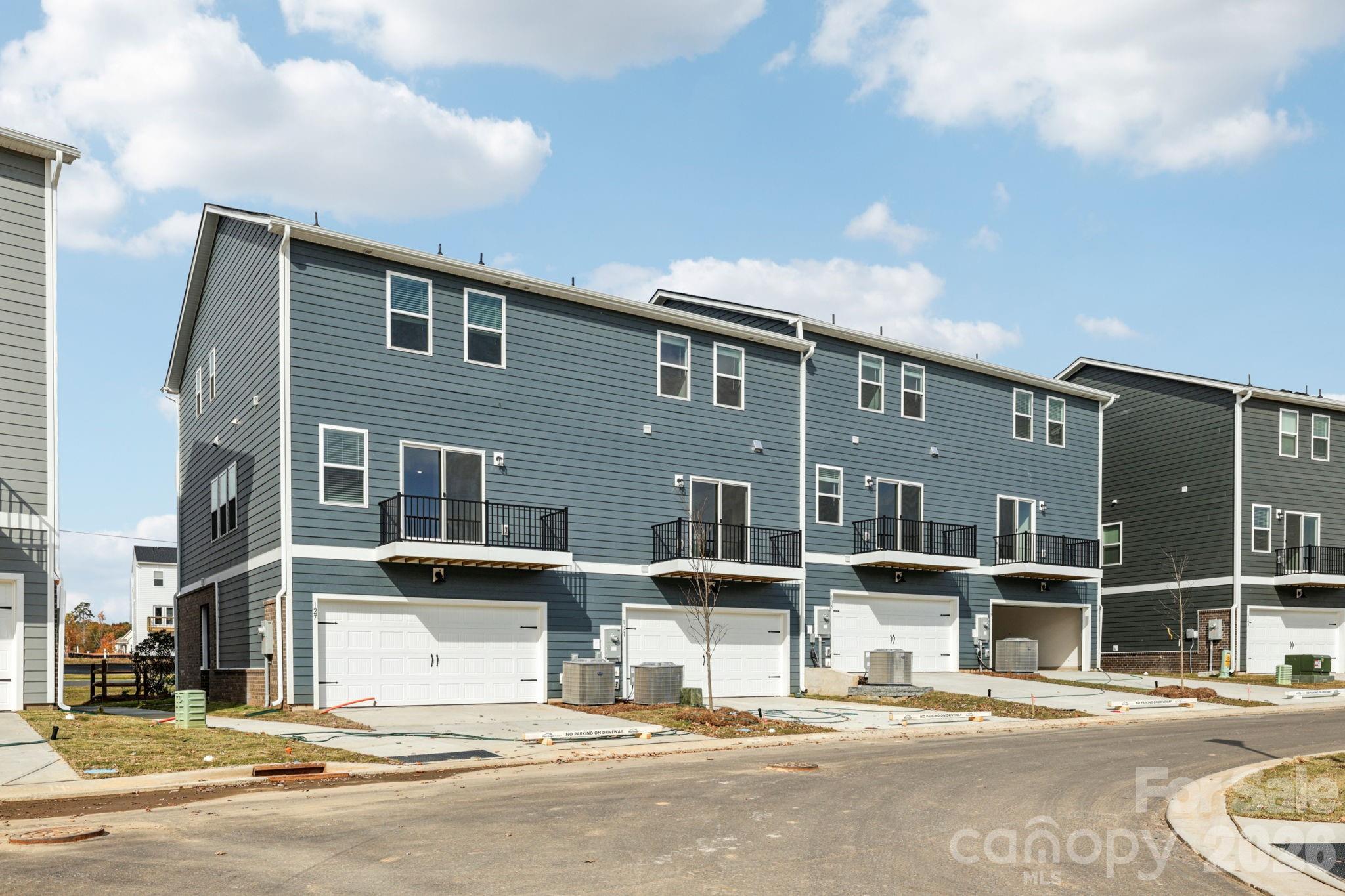 359 Golden Maple Court — Fort Mill