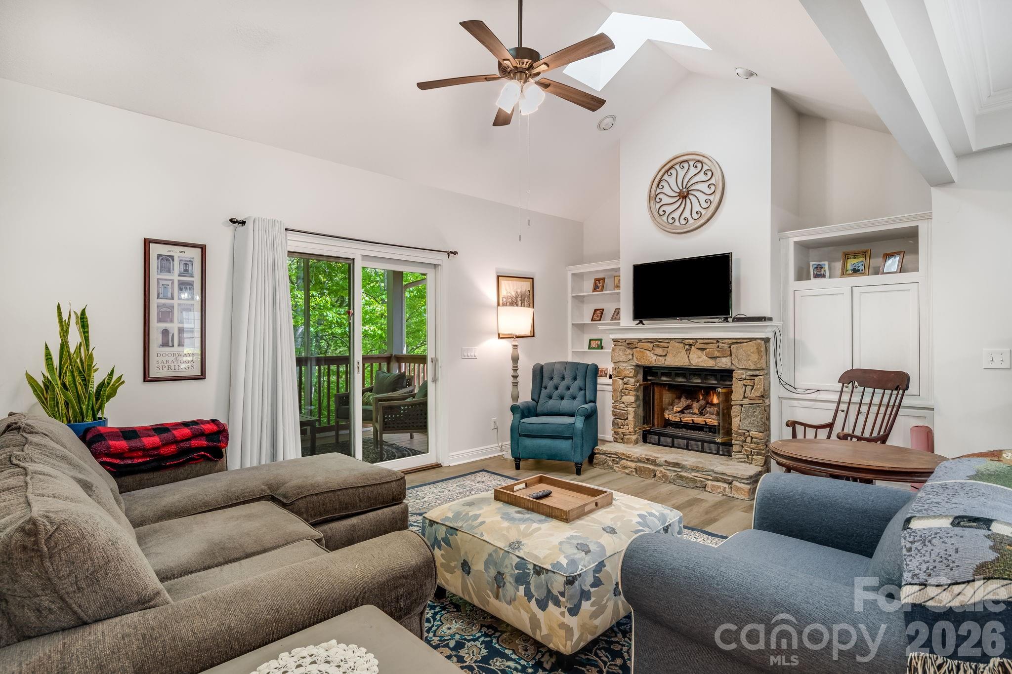 29 Little Cedar Court — Asheville