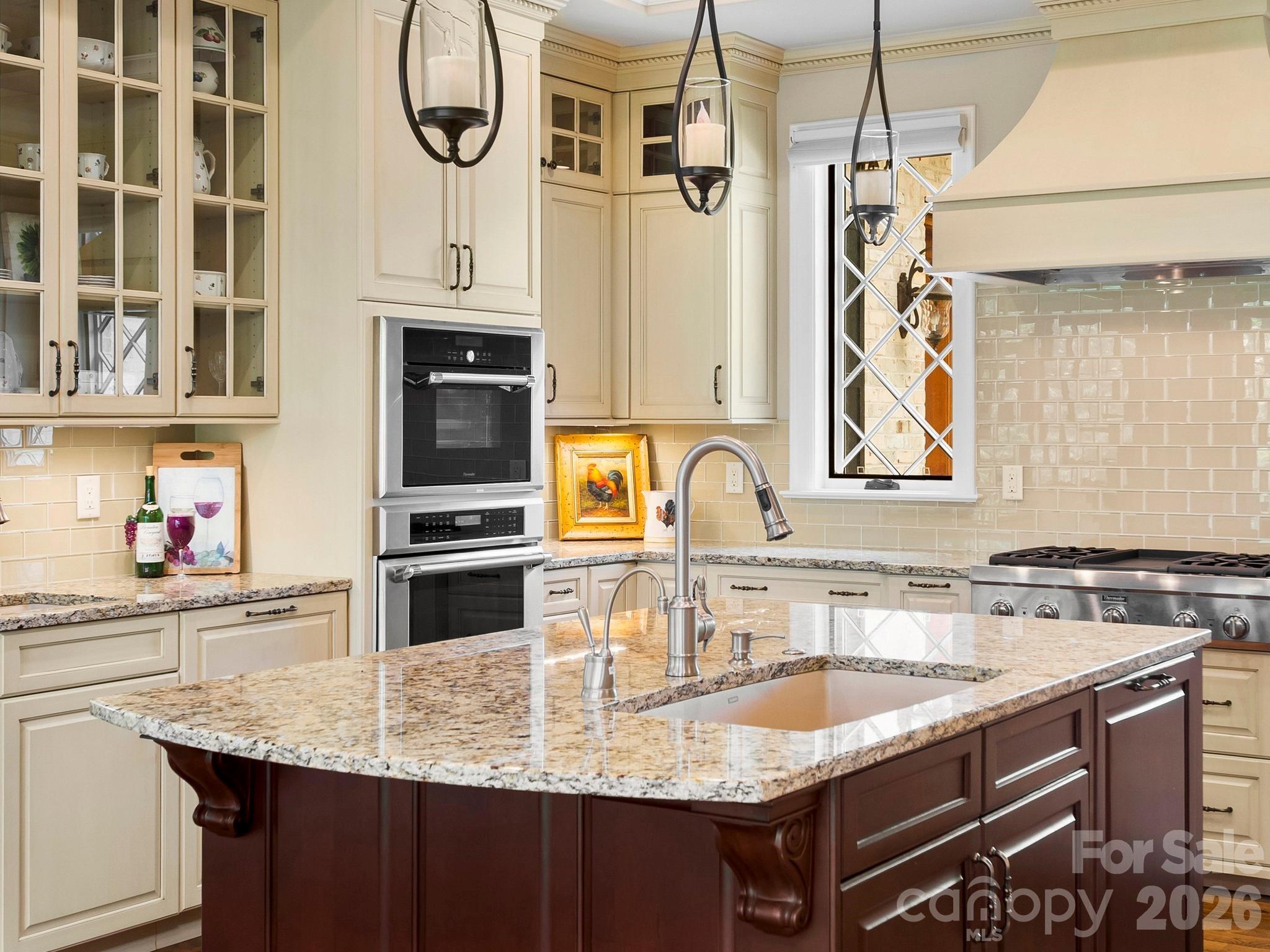 29 Stansbury Drive — Asheville