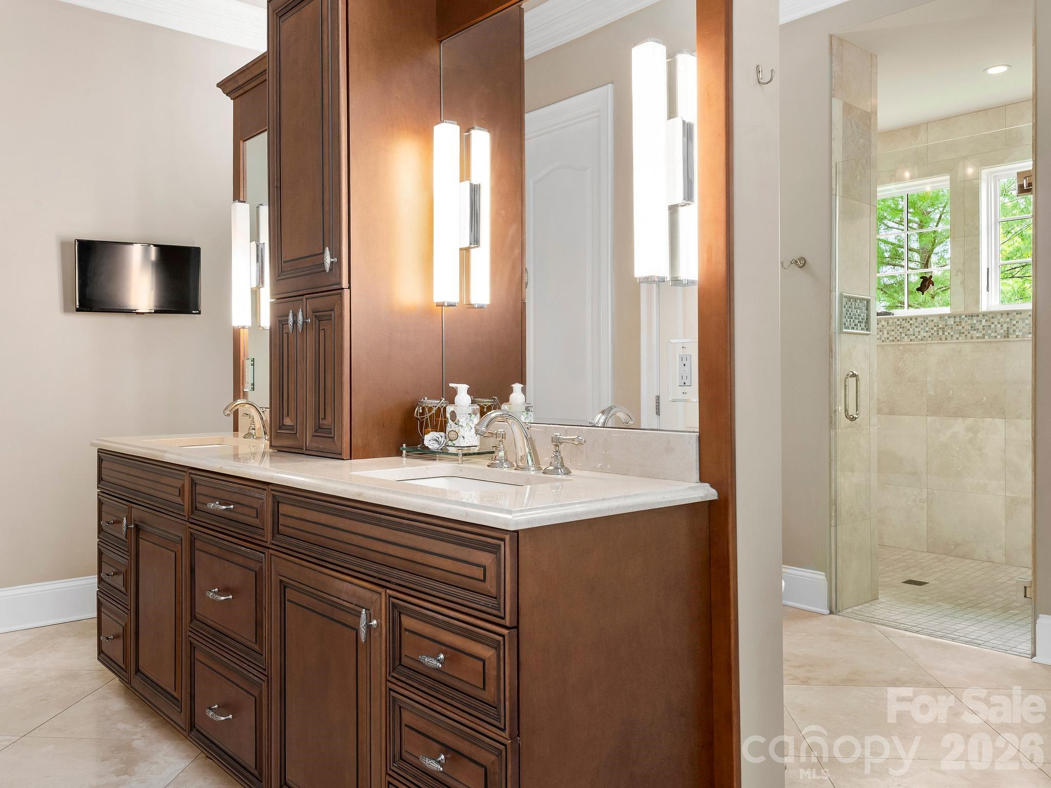 29 Stansbury Drive — Asheville
