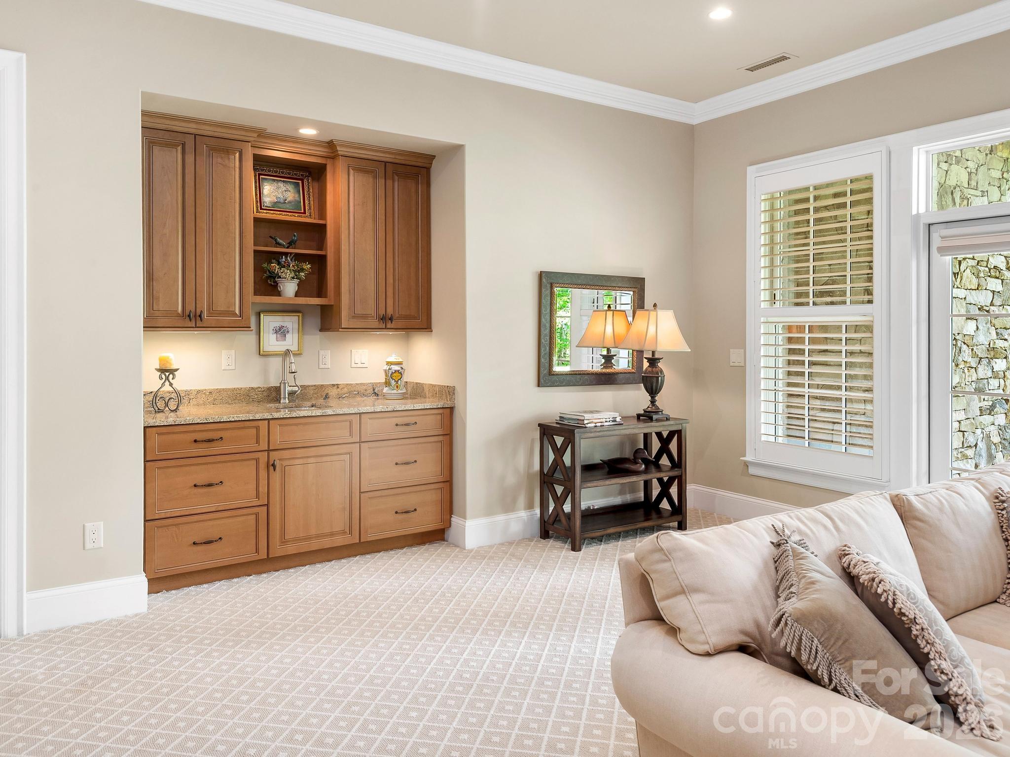 29 Stansbury Drive — Asheville