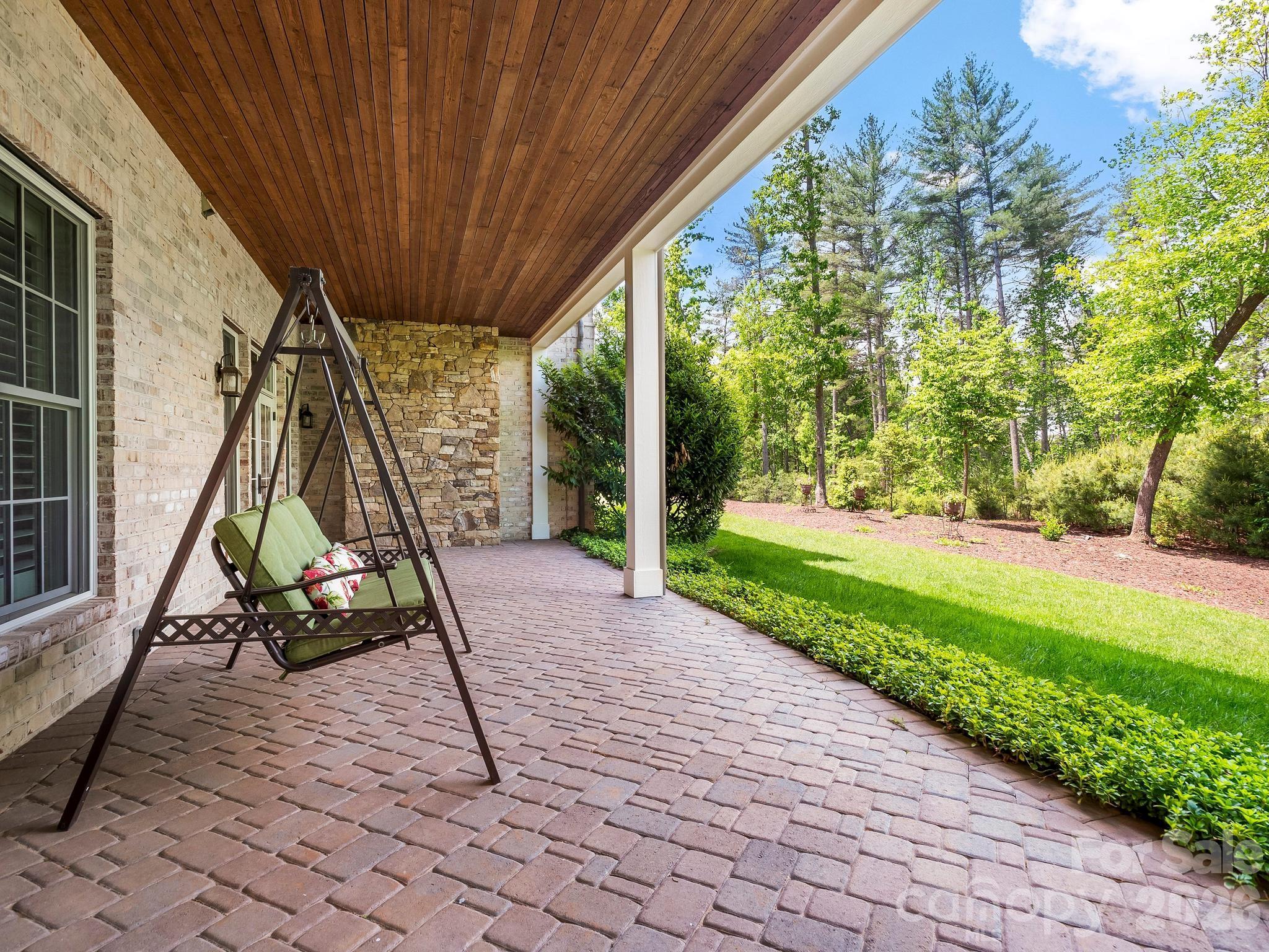 29 Stansbury Drive — Asheville