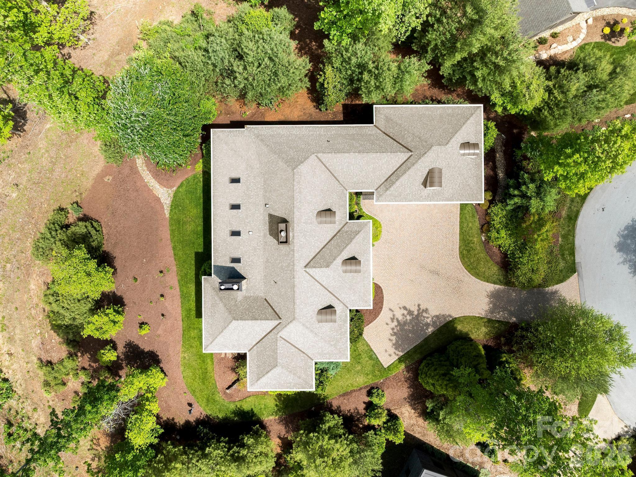 29 Stansbury Drive — Asheville