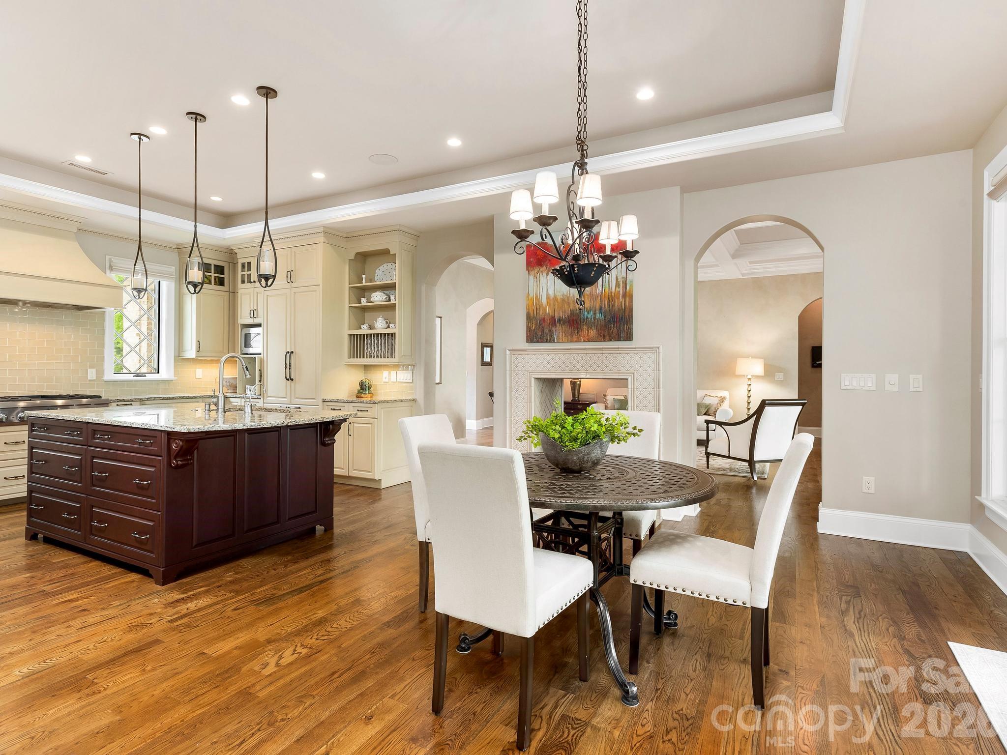 29 Stansbury Drive — Asheville