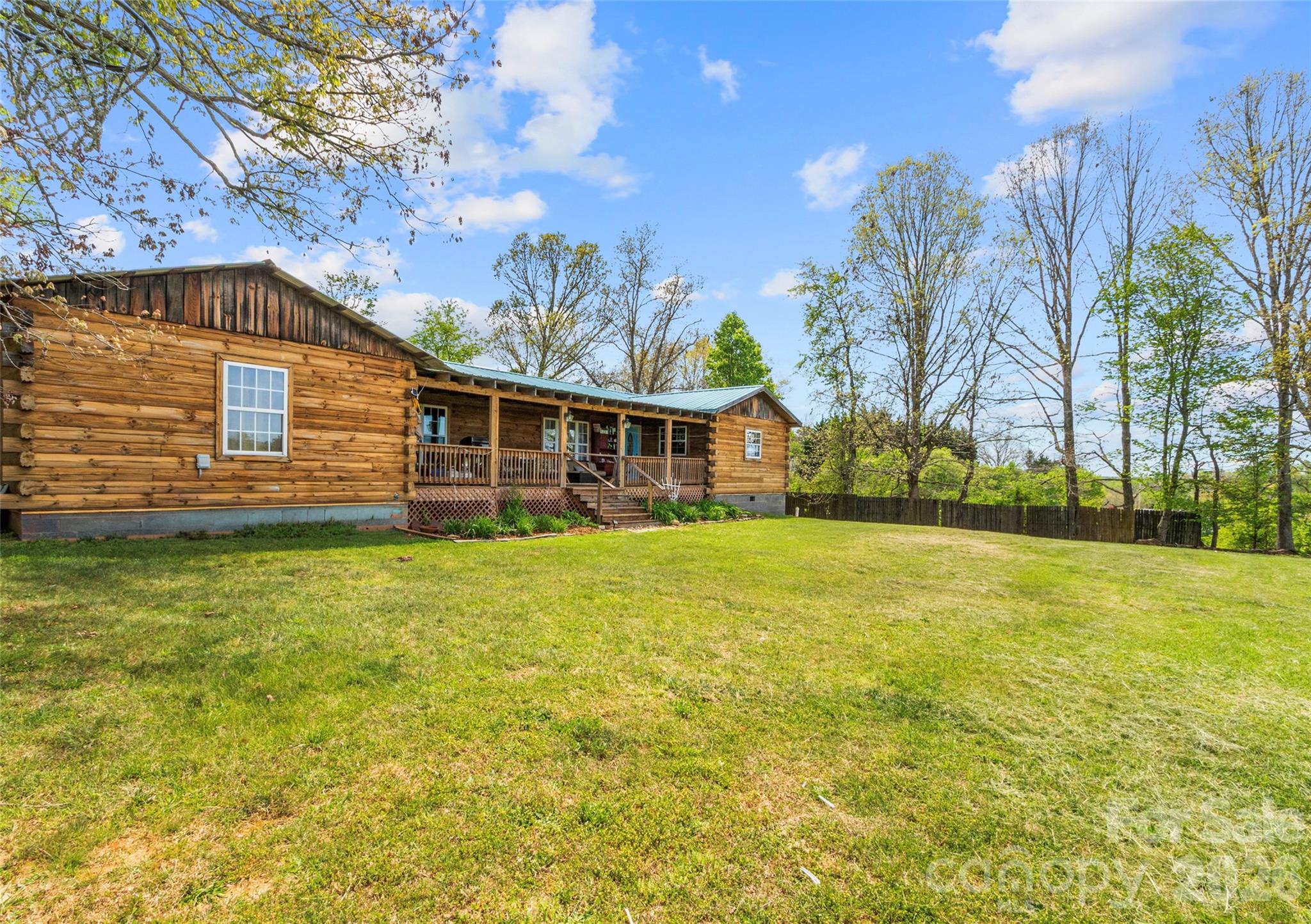 120 Lillie Lane — Marshall