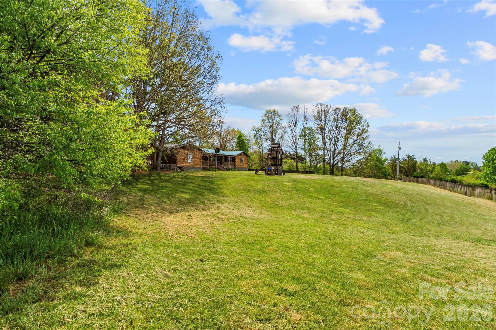 120 Lillie Lane — Marshall