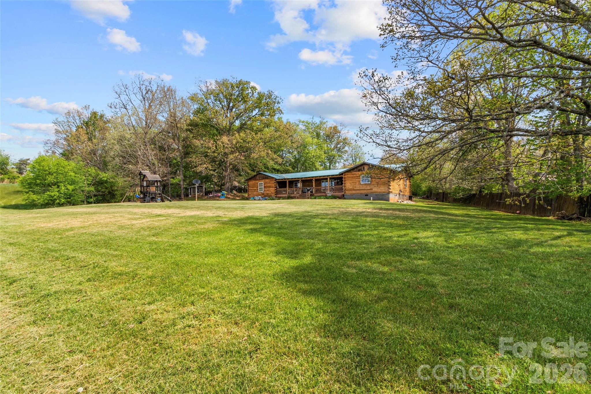 120 Lillie Lane — Marshall