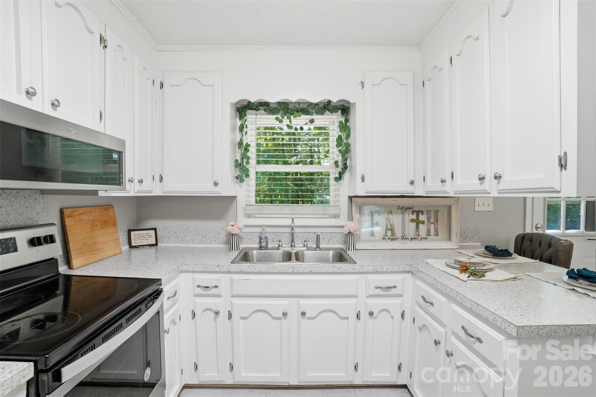 1525 Reservation Road — Rock Hill