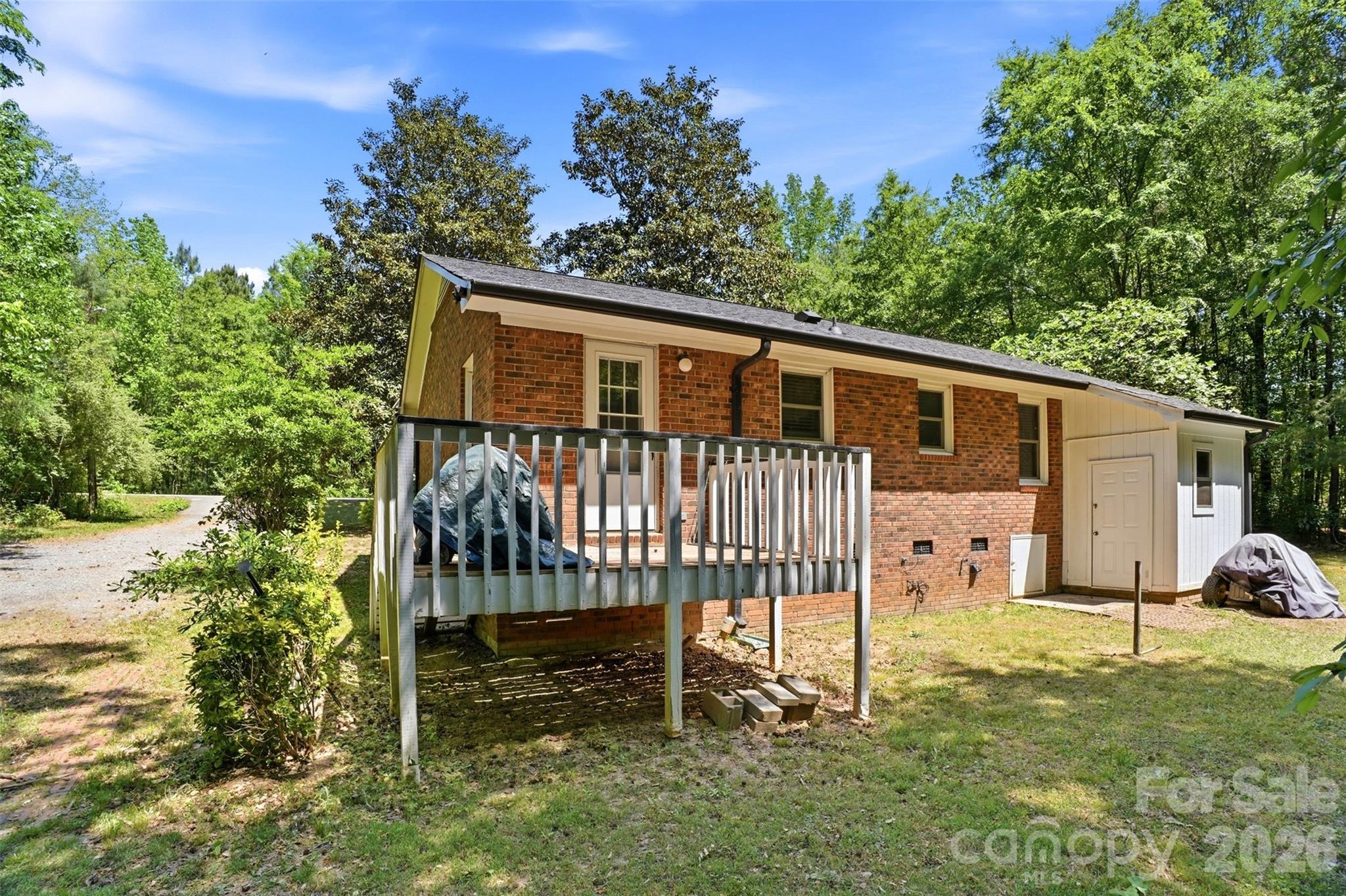 1525 Reservation Road — Rock Hill