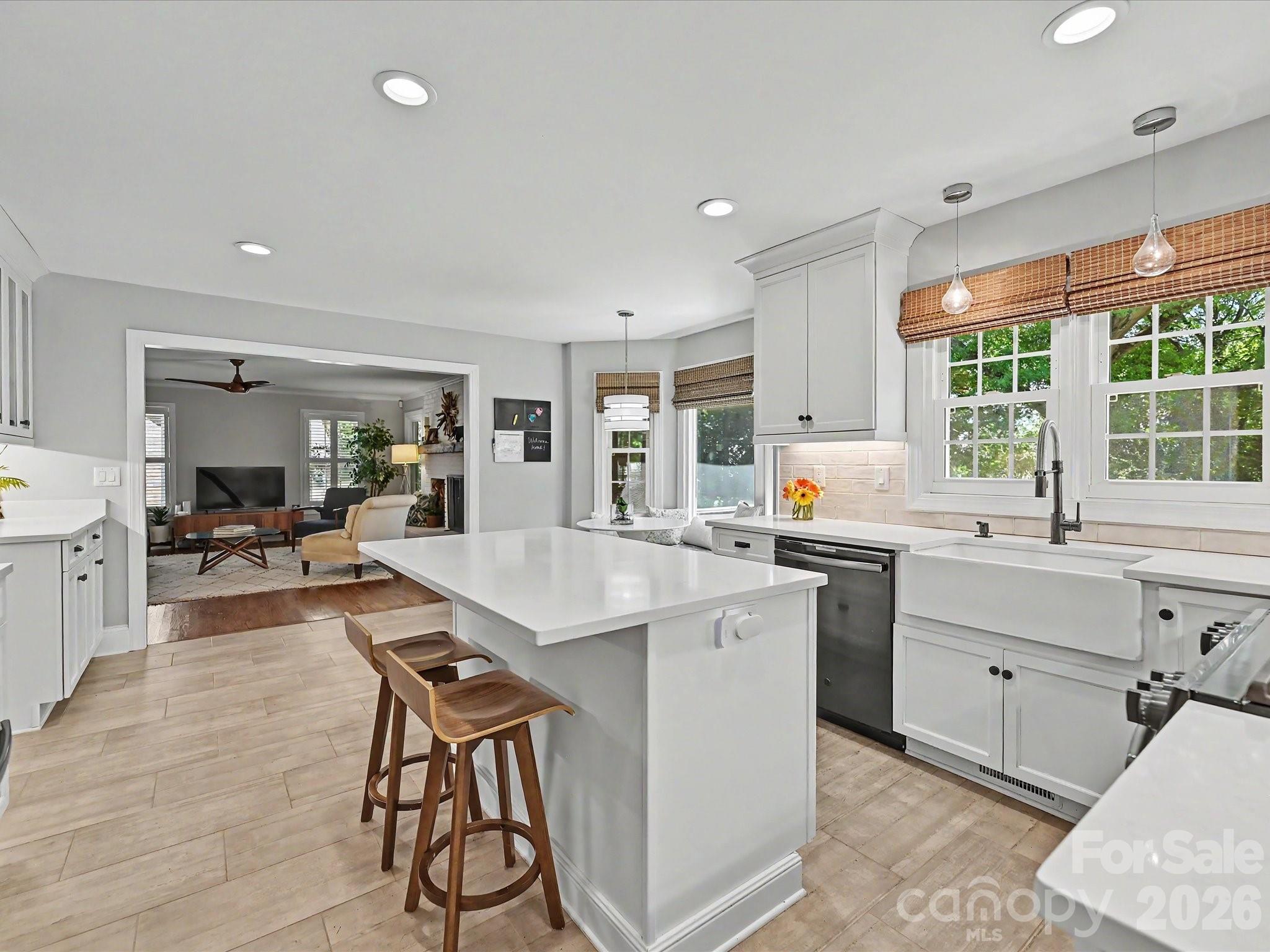6304 Dovefield Road — Charlotte