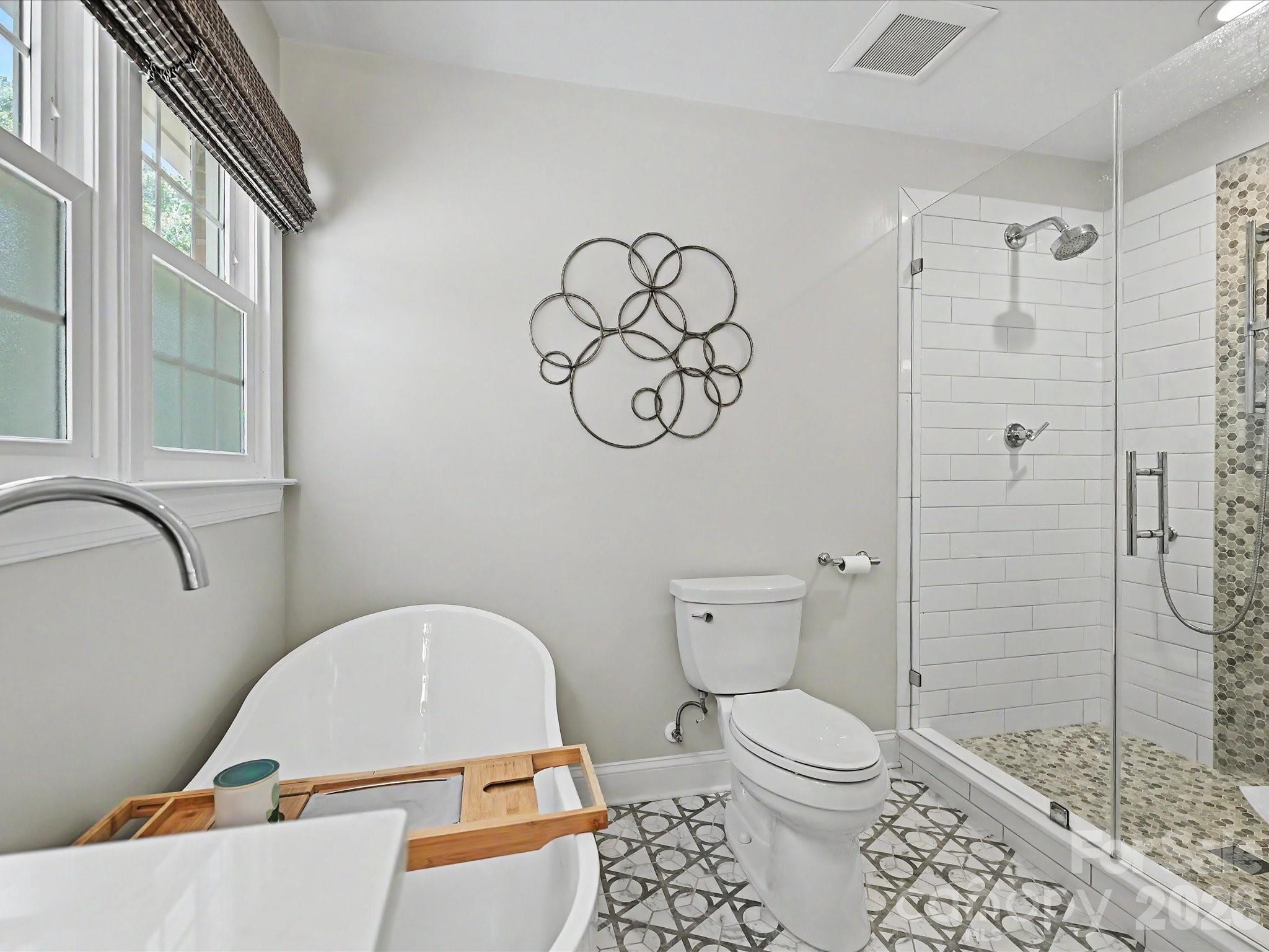 6304 Dovefield Road — Charlotte