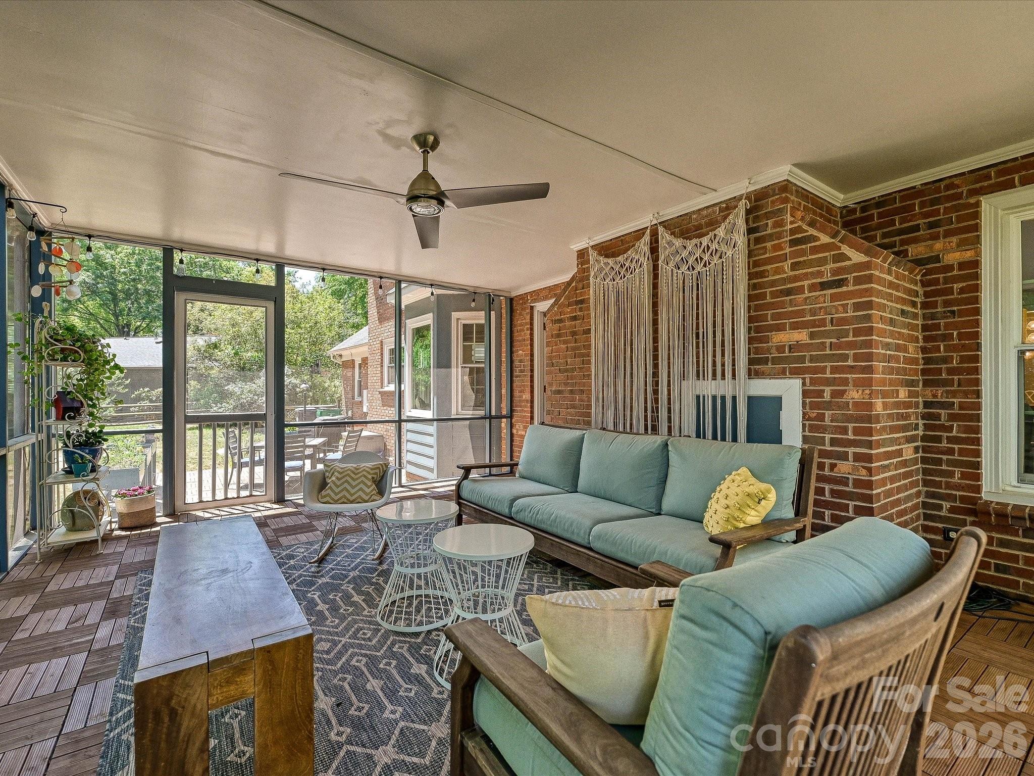 6304 Dovefield Road — Charlotte