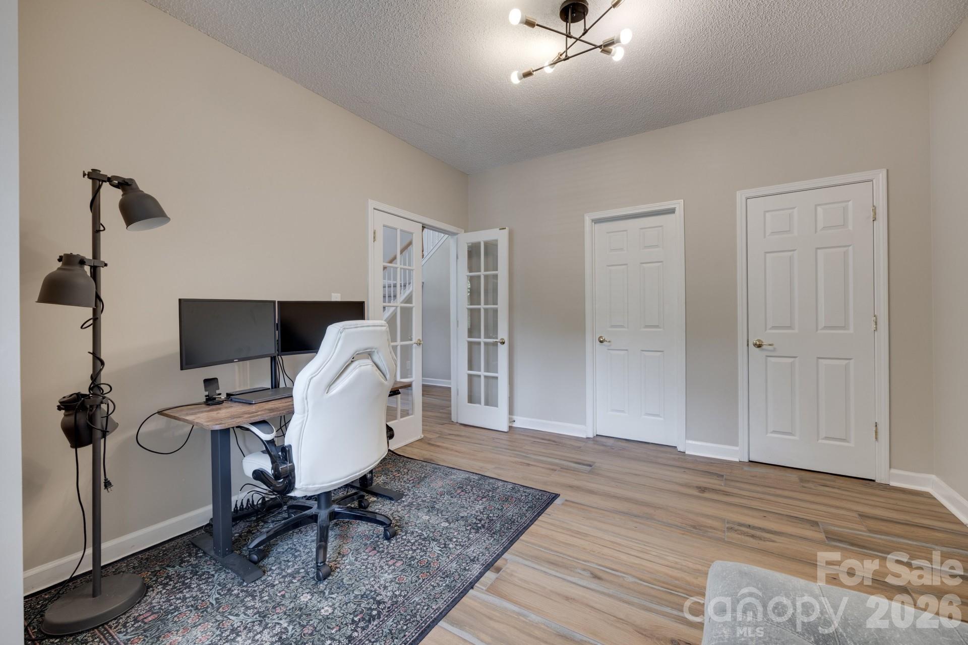 12719 Vantage Point Lane — Huntersville