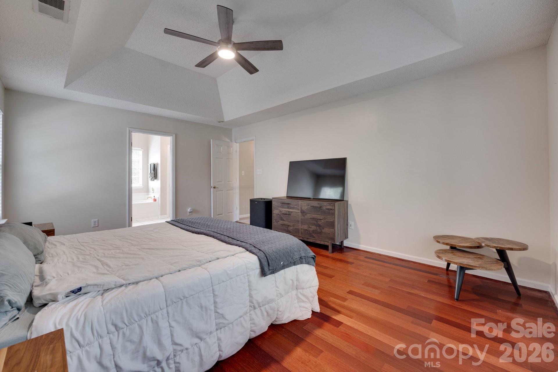 12719 Vantage Point Lane — Huntersville