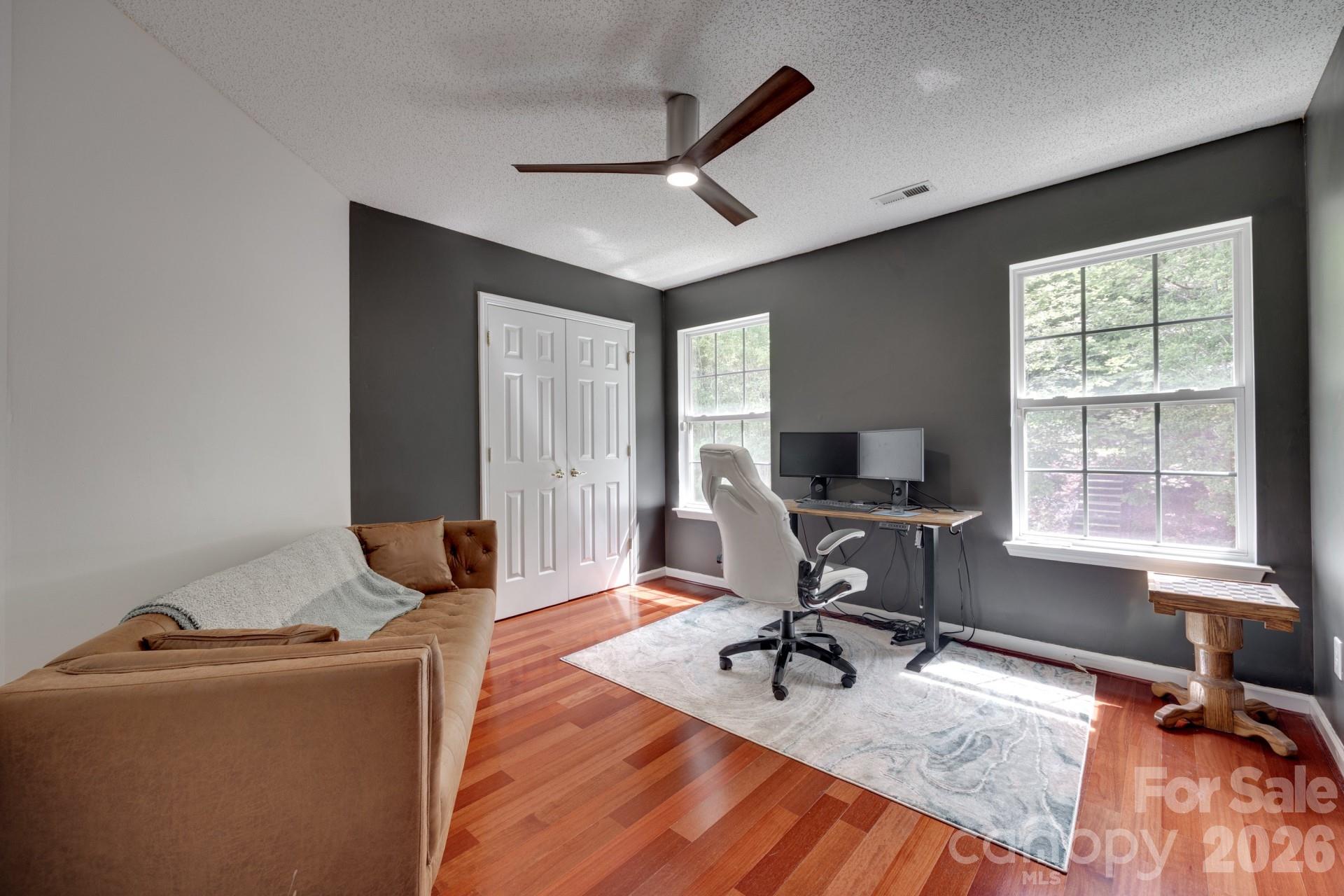 12719 Vantage Point Lane — Huntersville
