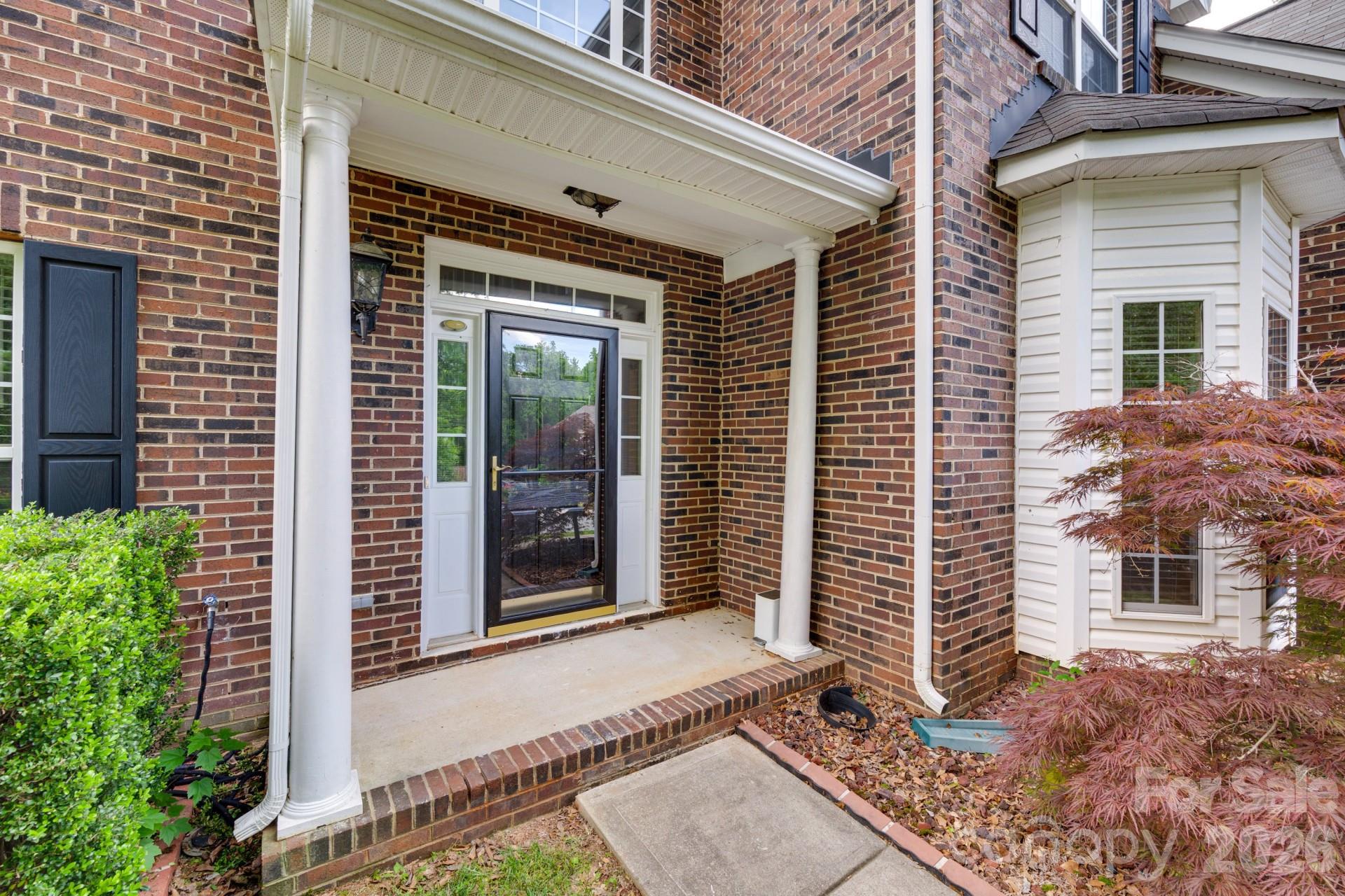12719 Vantage Point Lane — Huntersville
