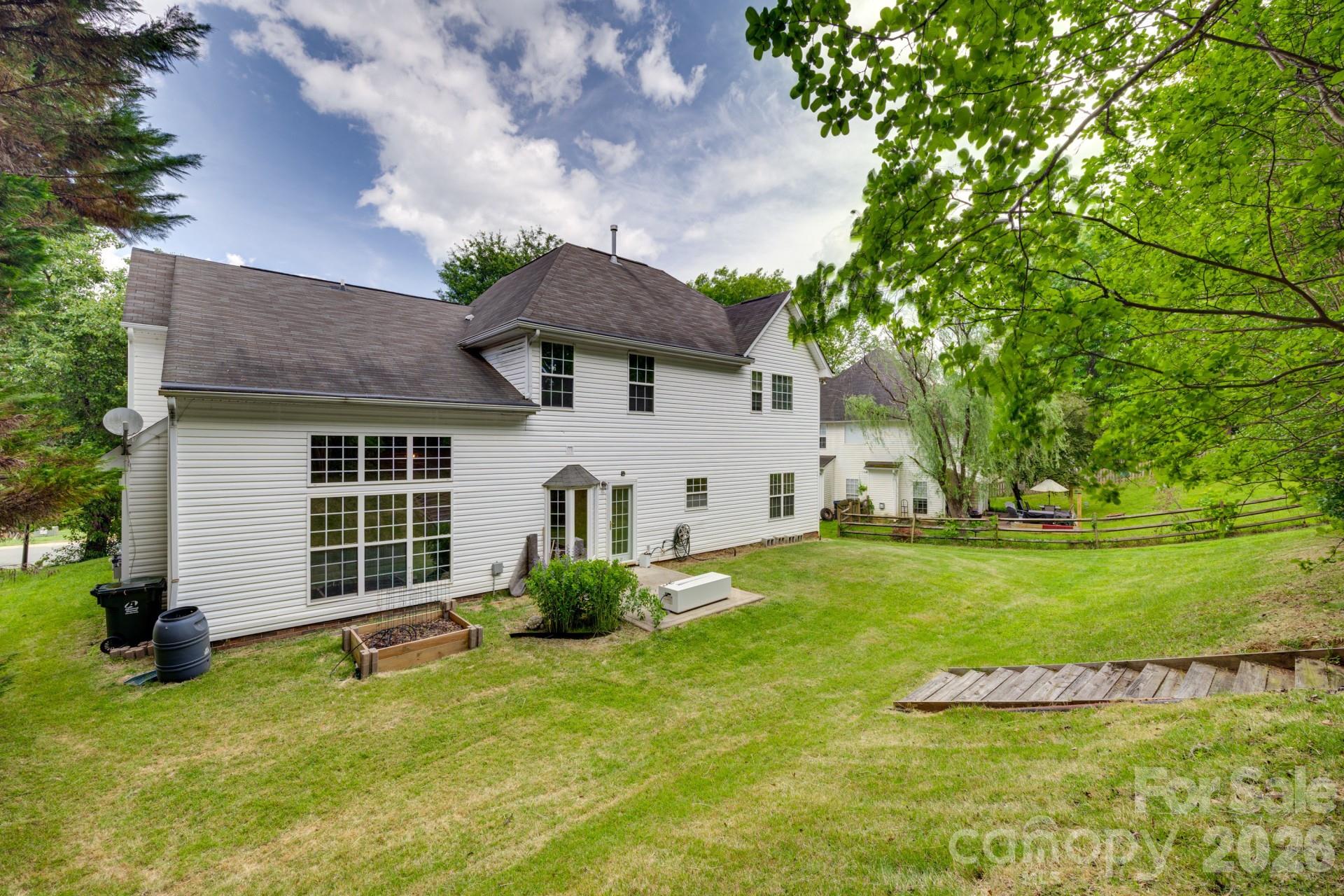 12719 Vantage Point Lane — Huntersville