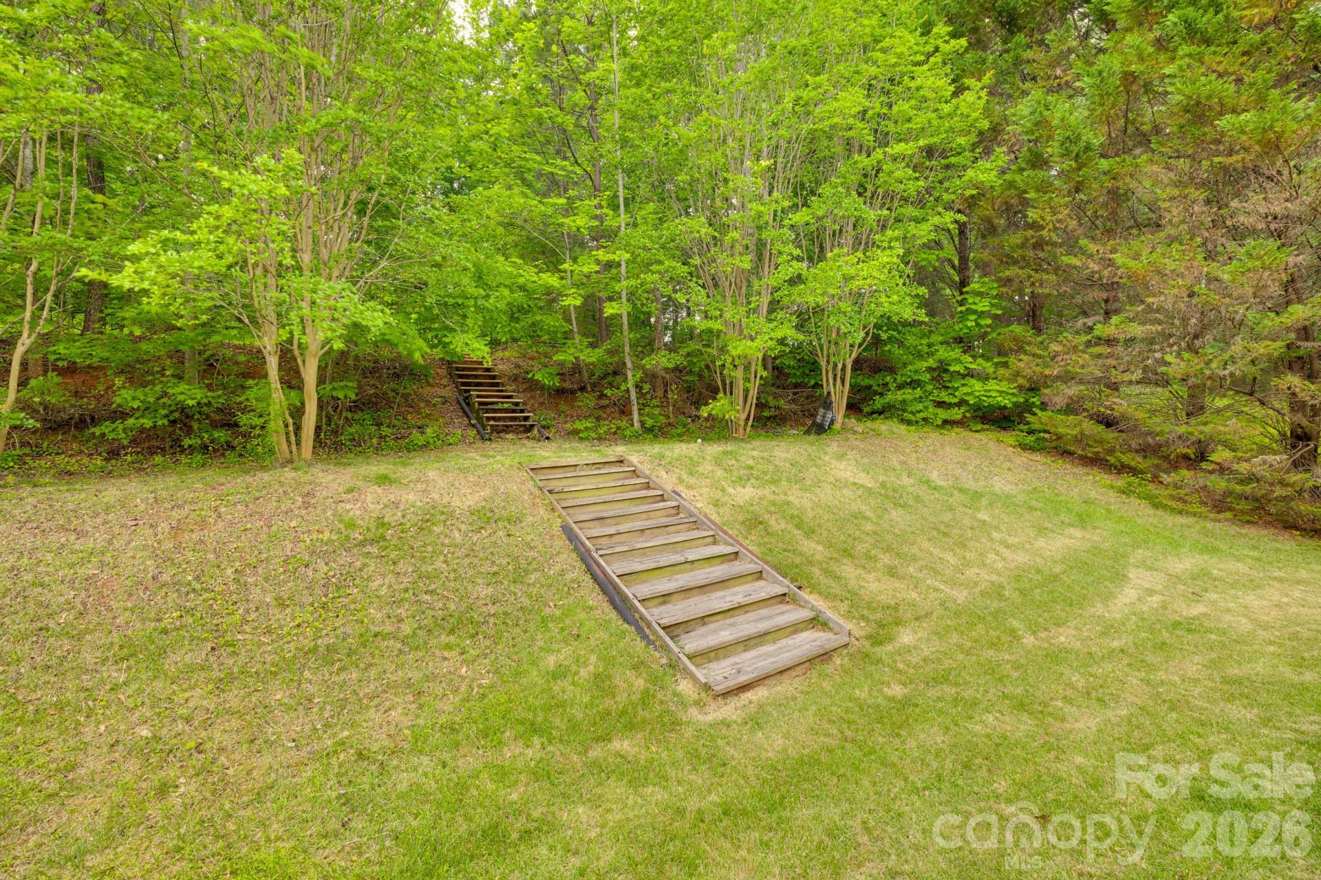 12719 Vantage Point Lane — Huntersville