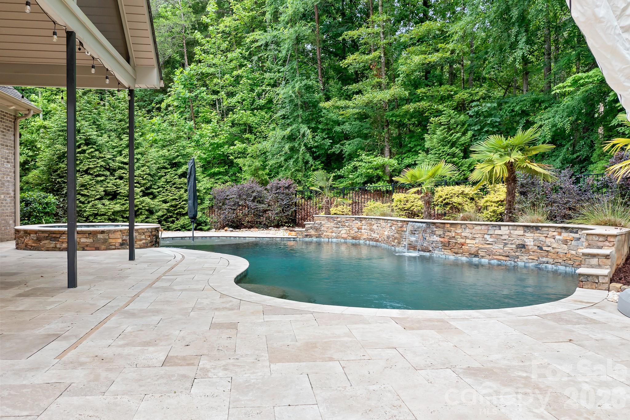 115 Buckingham Place Road — Mooresville