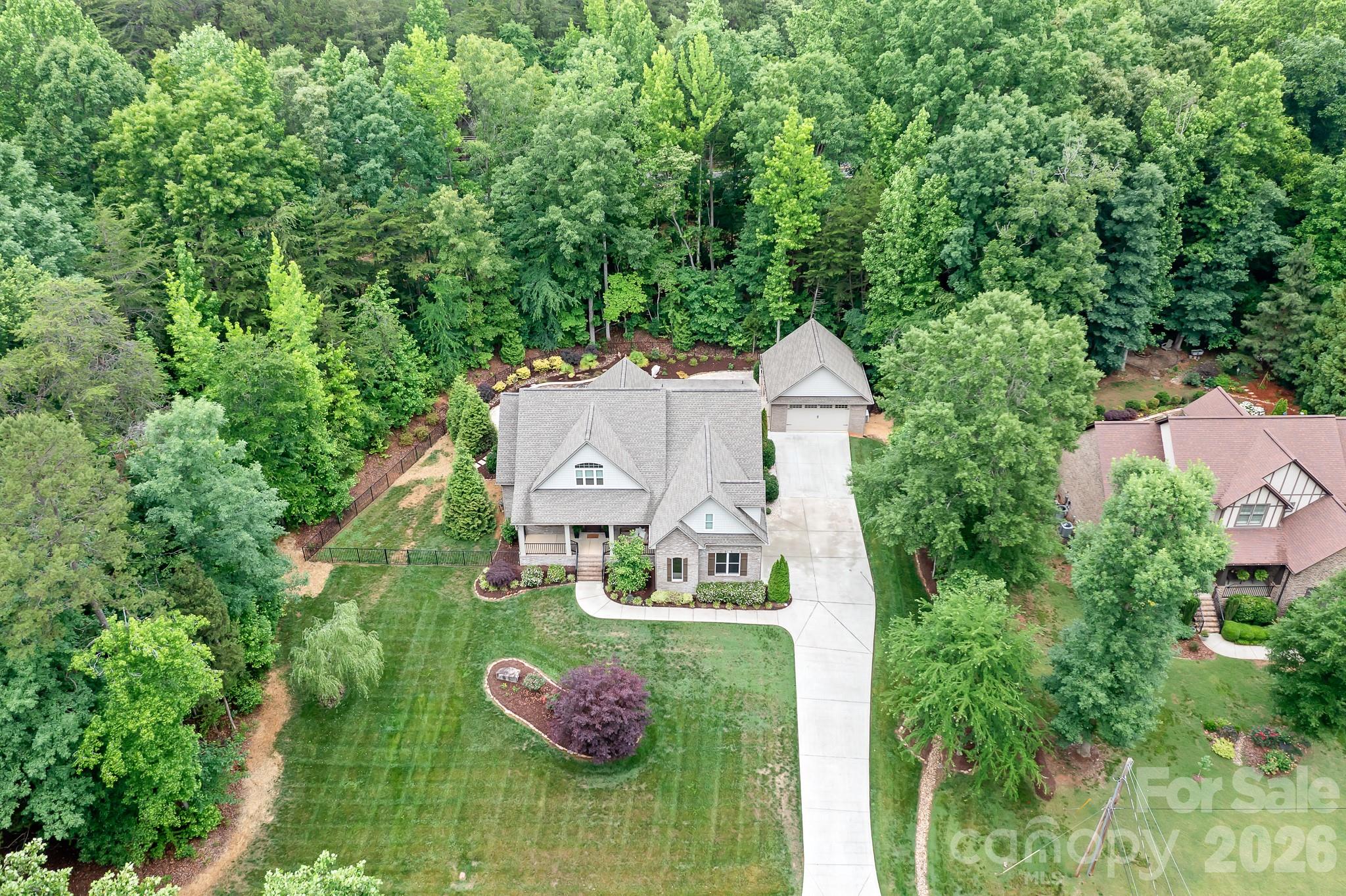 115 Buckingham Place Road — Mooresville