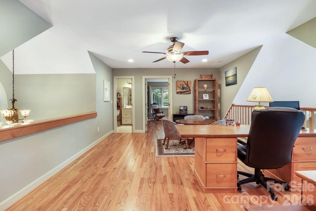 301 Gateway Drive — Hendersonville
