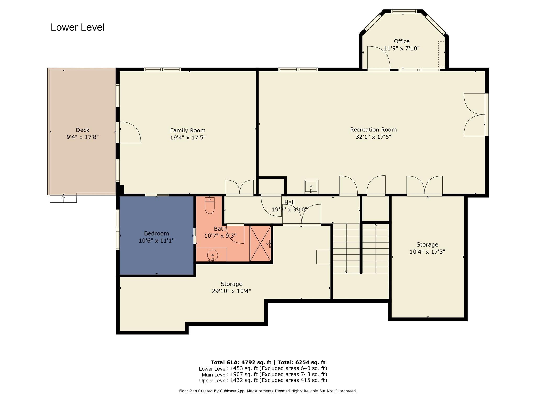 301 Gateway Drive — Hendersonville