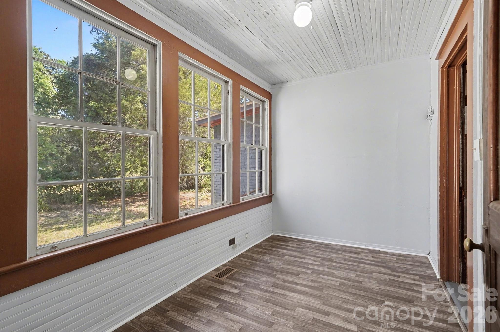 215 Theodore R Carr Avenue — Morven