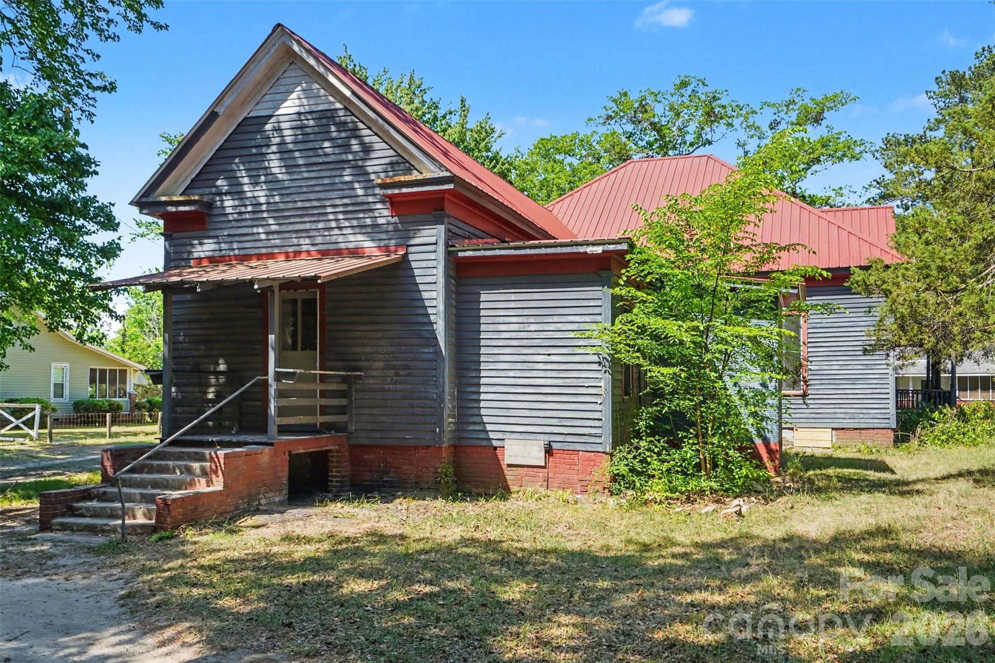 215 Theodore R Carr Avenue — Morven
