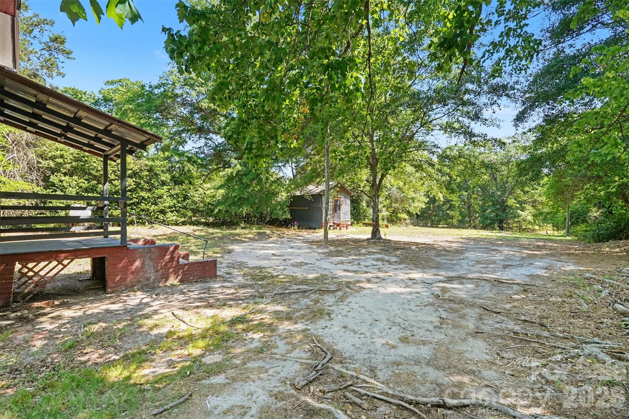 215 Theodore R Carr Avenue — Morven