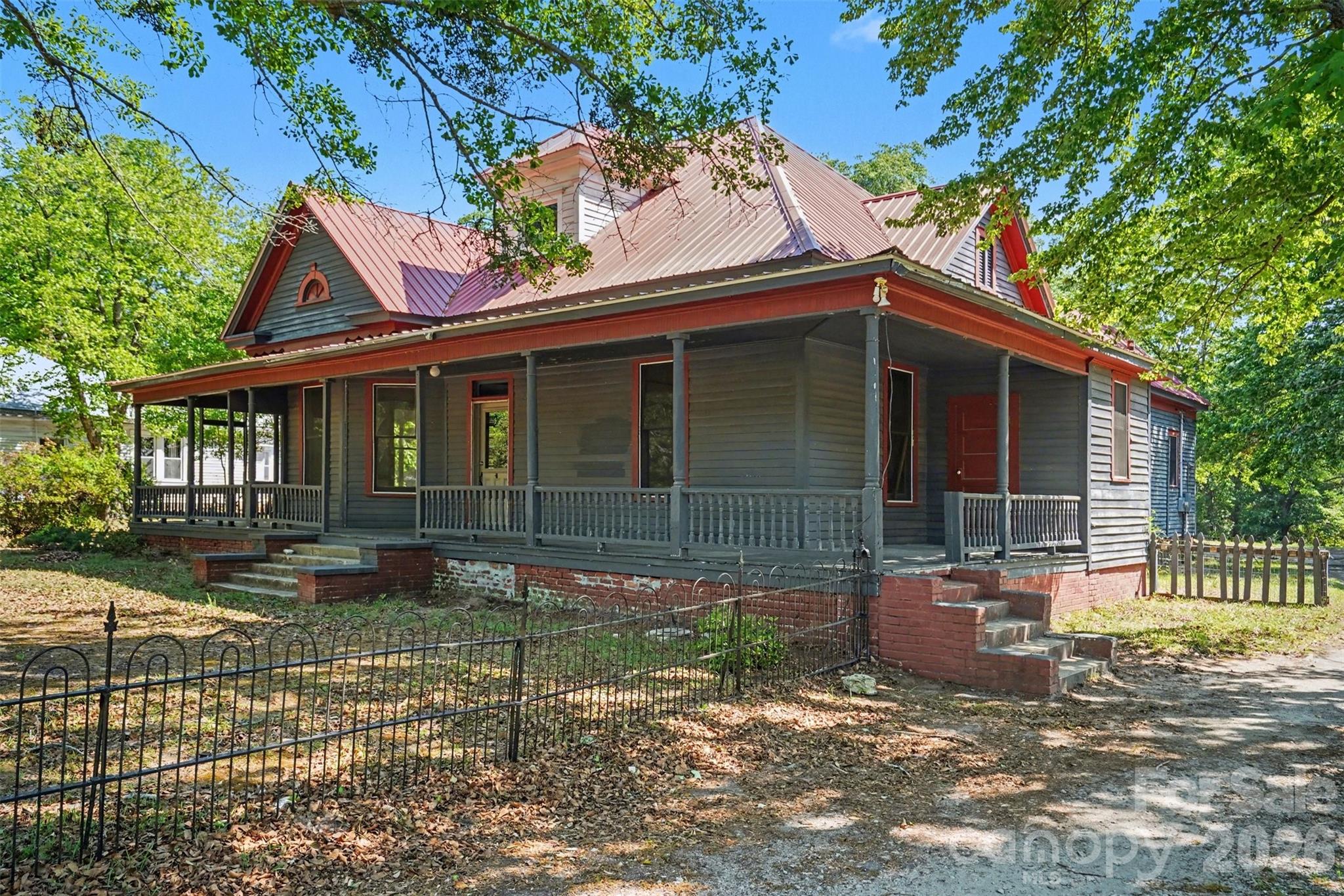 215 Theodore R Carr Avenue — Morven
