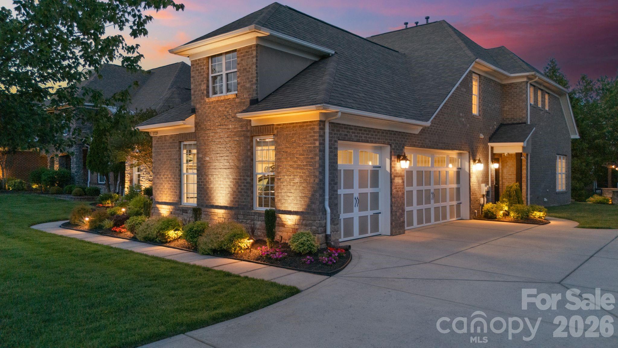 11729 Avaly Lane — Charlotte