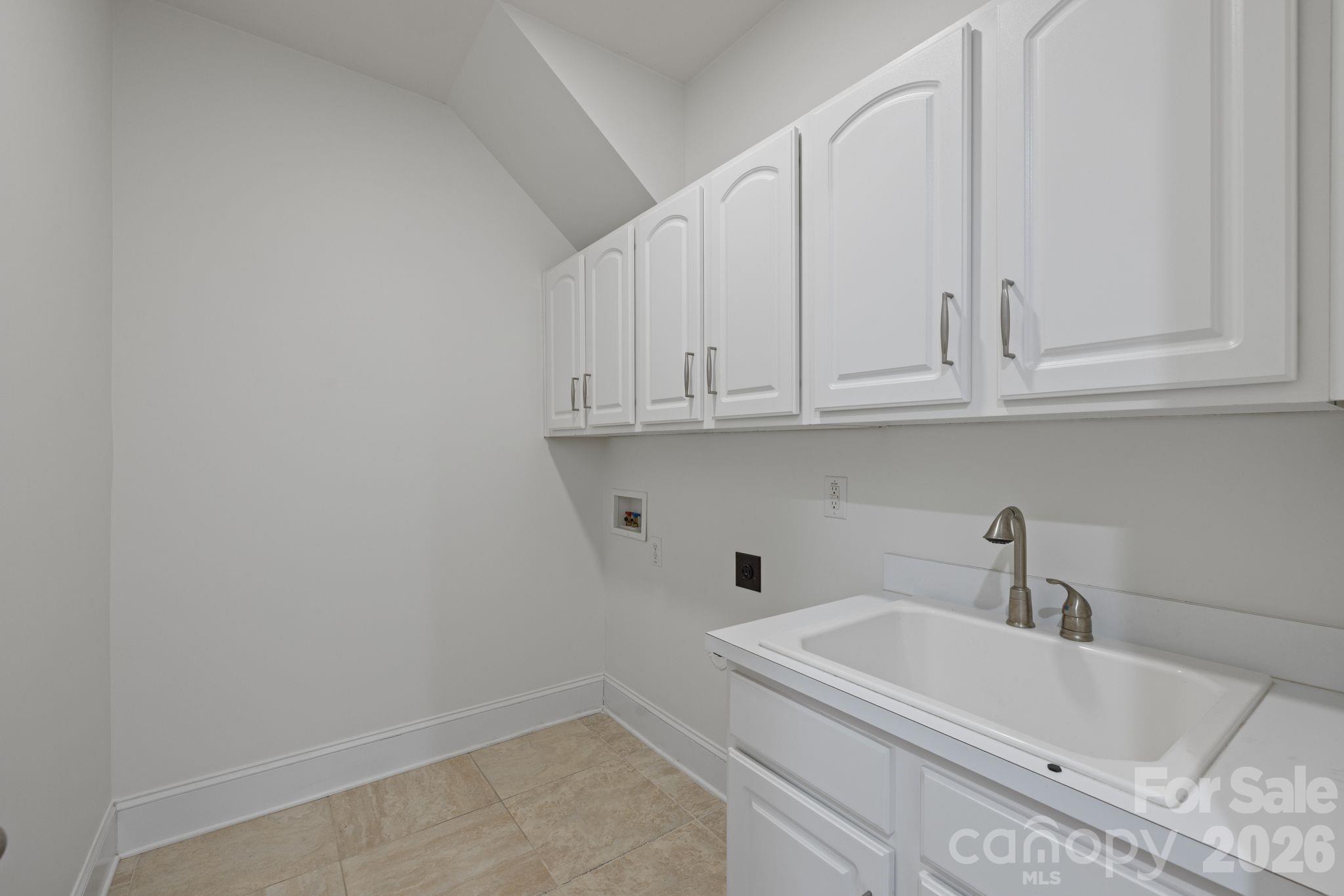11729 Avaly Lane — Charlotte