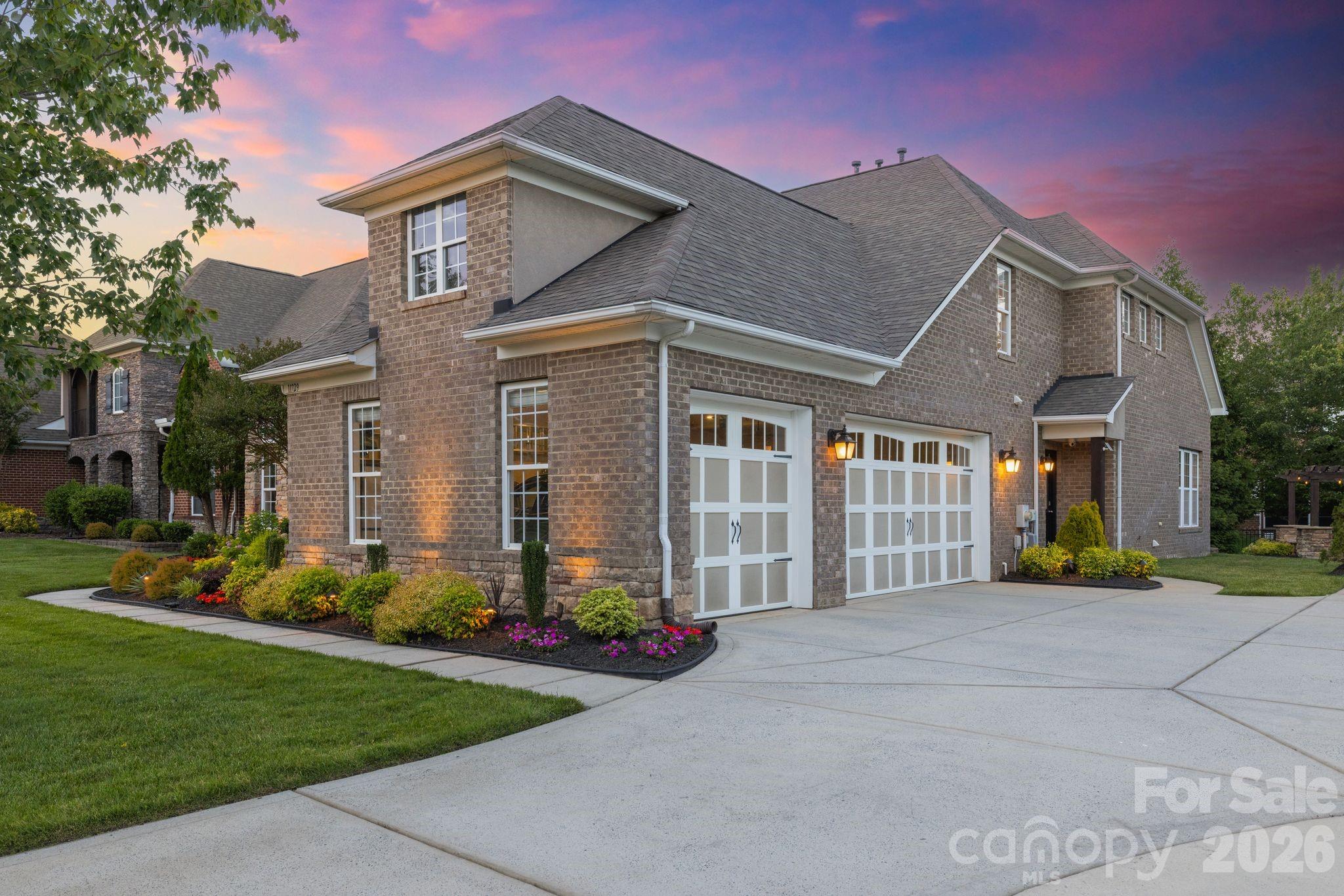 11729 Avaly Lane — Charlotte