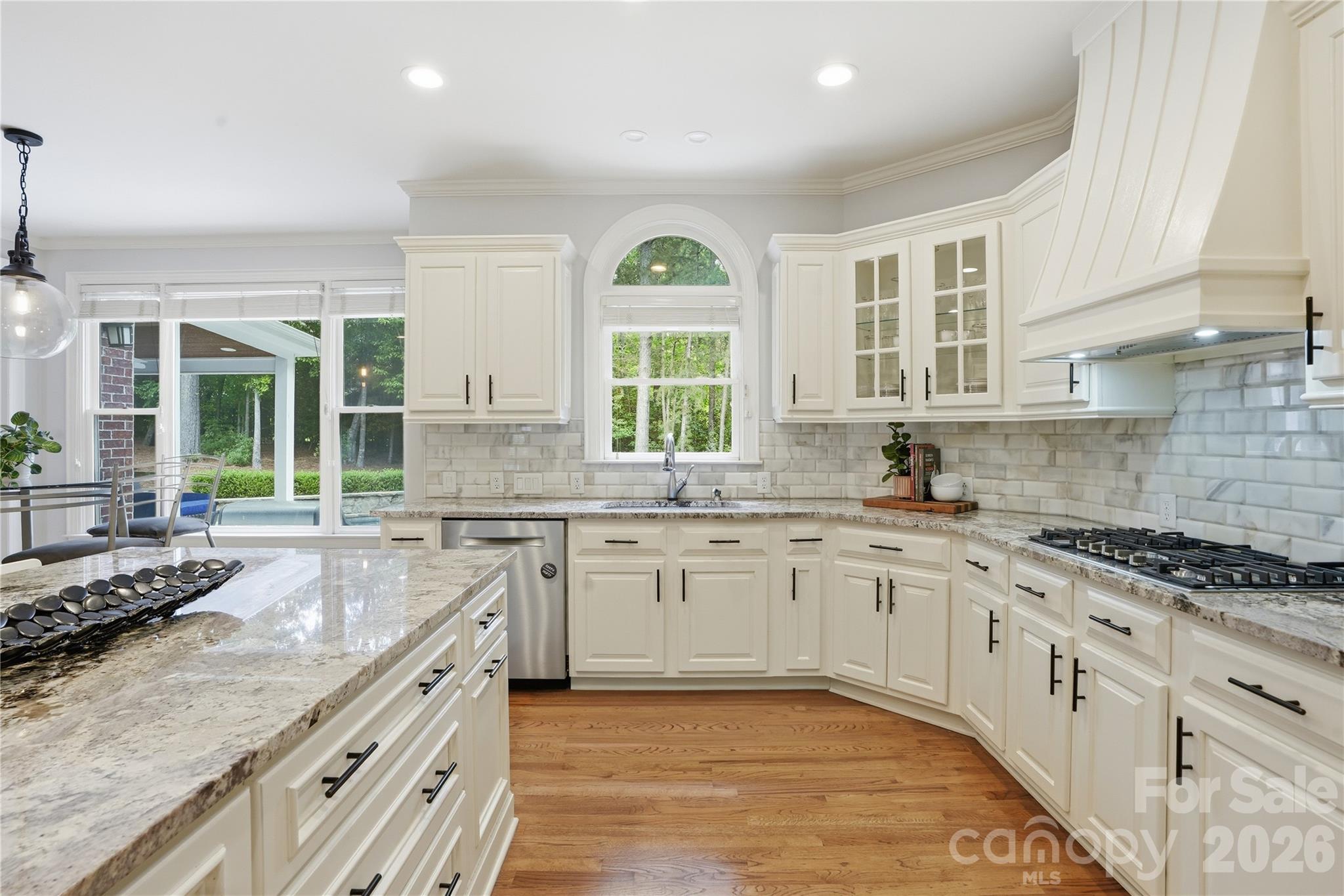 16219 Millsford Court — Charlotte