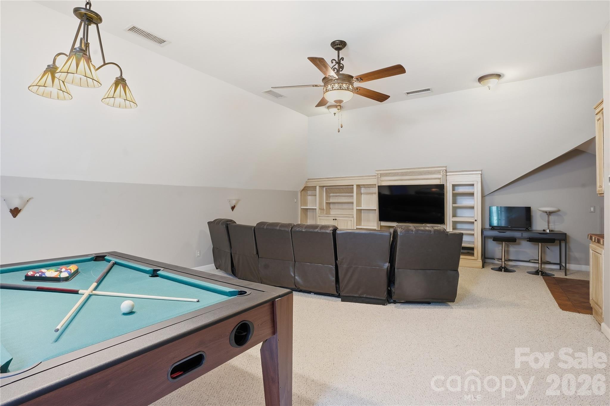 16219 Millsford Court — Charlotte