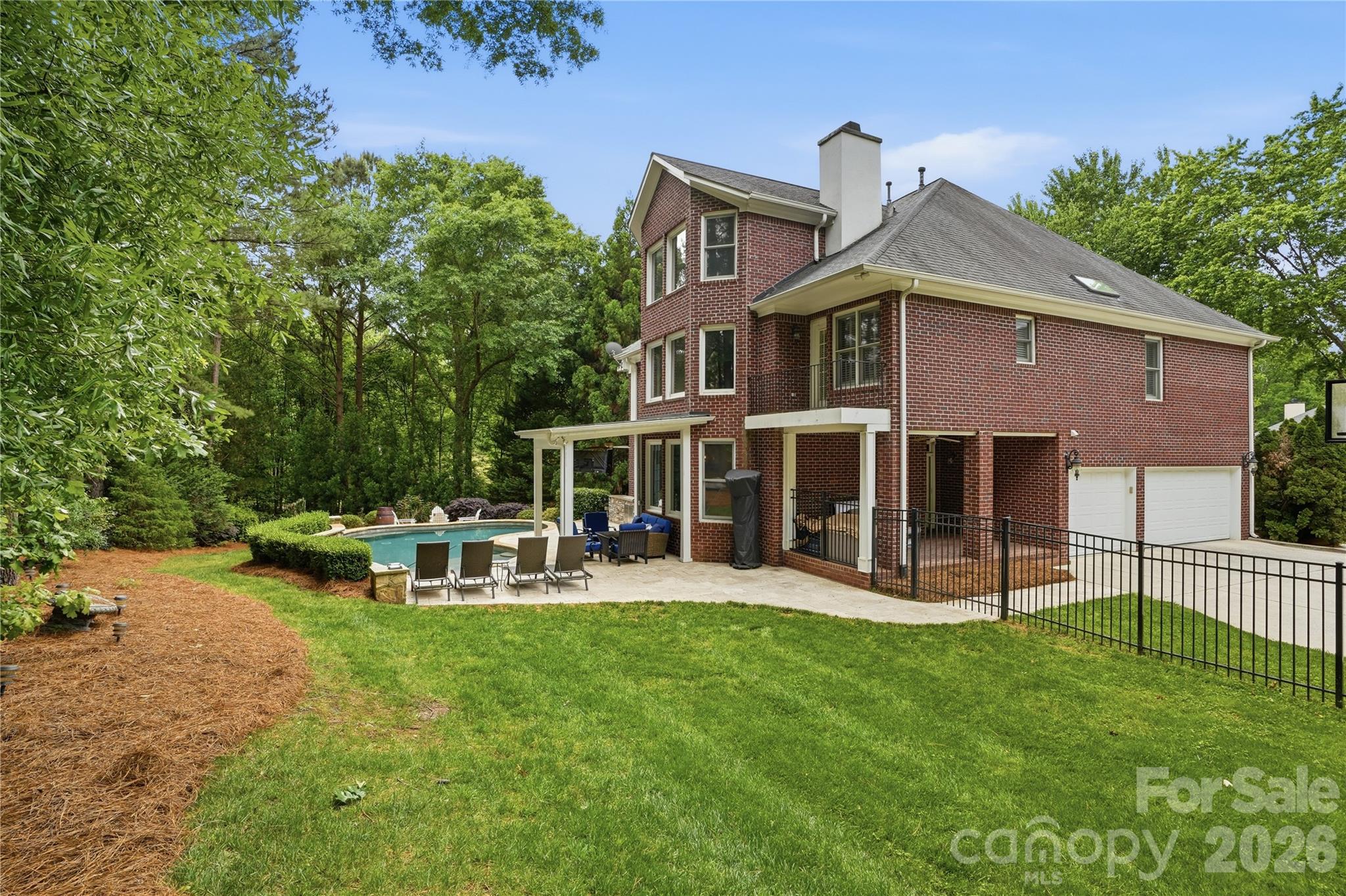 16219 Millsford Court — Charlotte