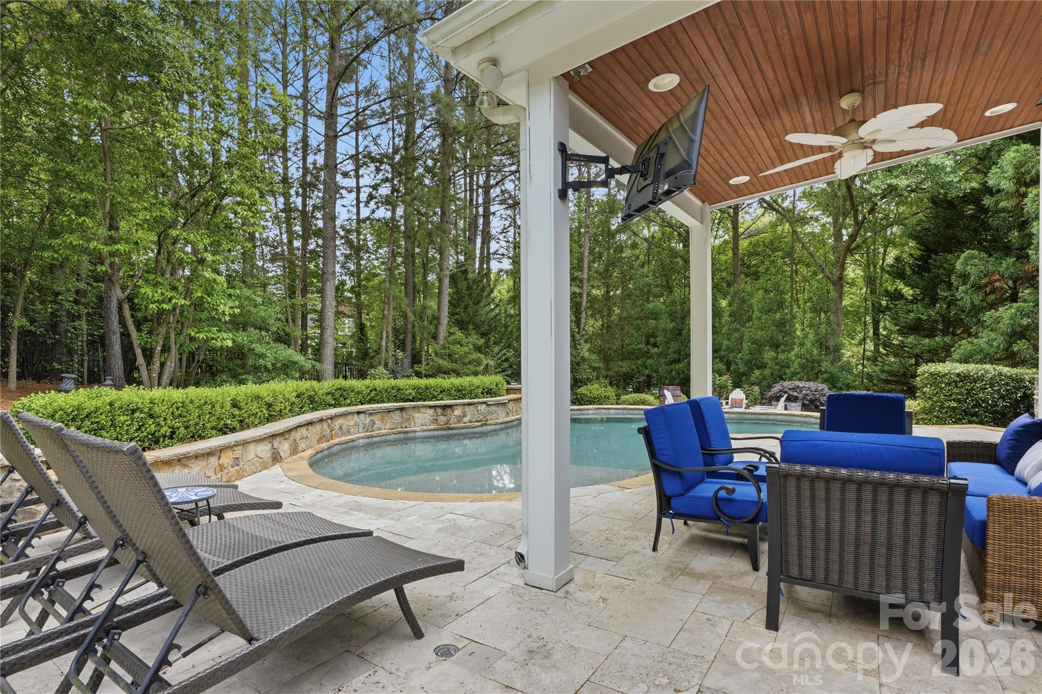 16219 Millsford Court — Charlotte
