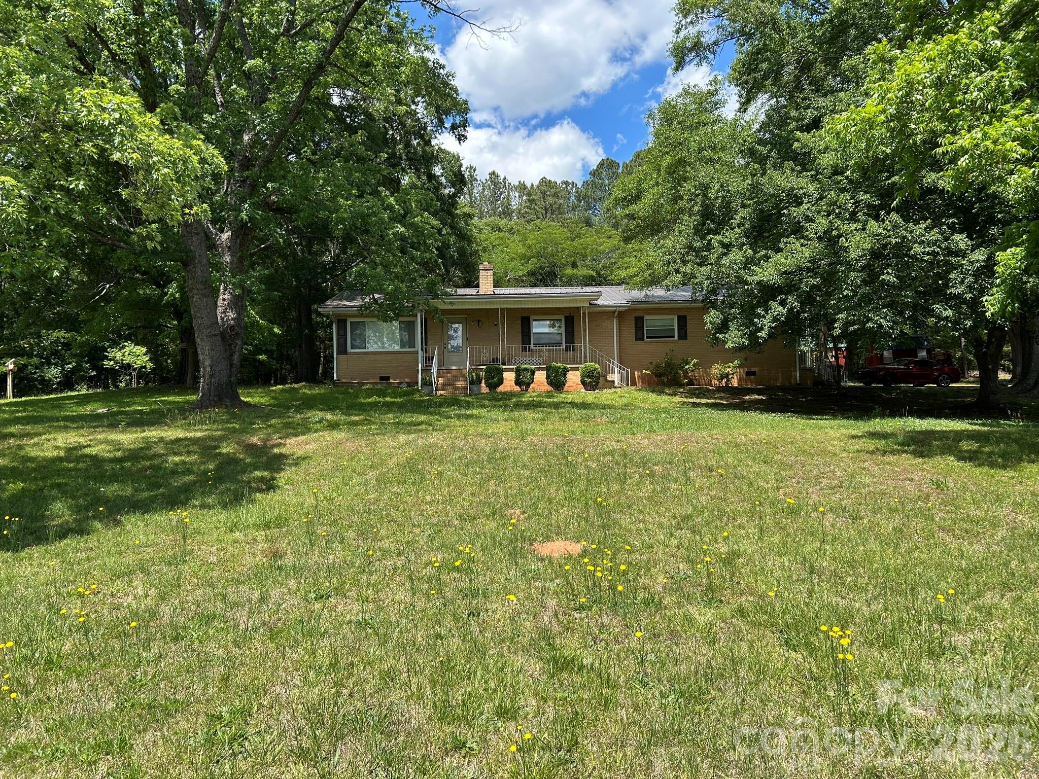 2307 Harris Henrietta Road — Mooresboro