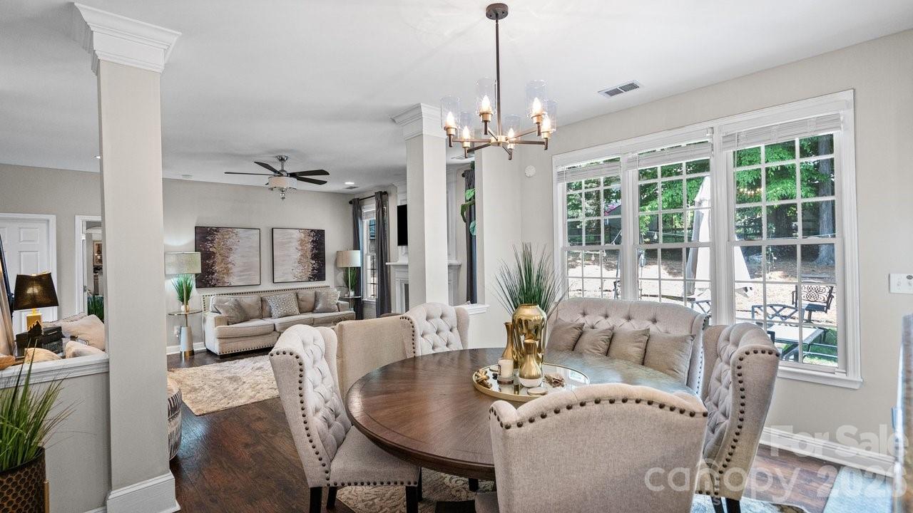 7715 Saddle Trail Lane — Charlotte