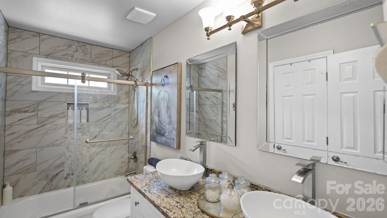 7715 Saddle Trail Lane — Charlotte