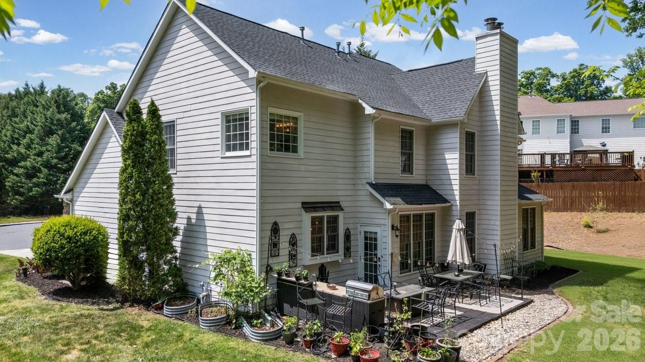 7715 Saddle Trail Lane — Charlotte