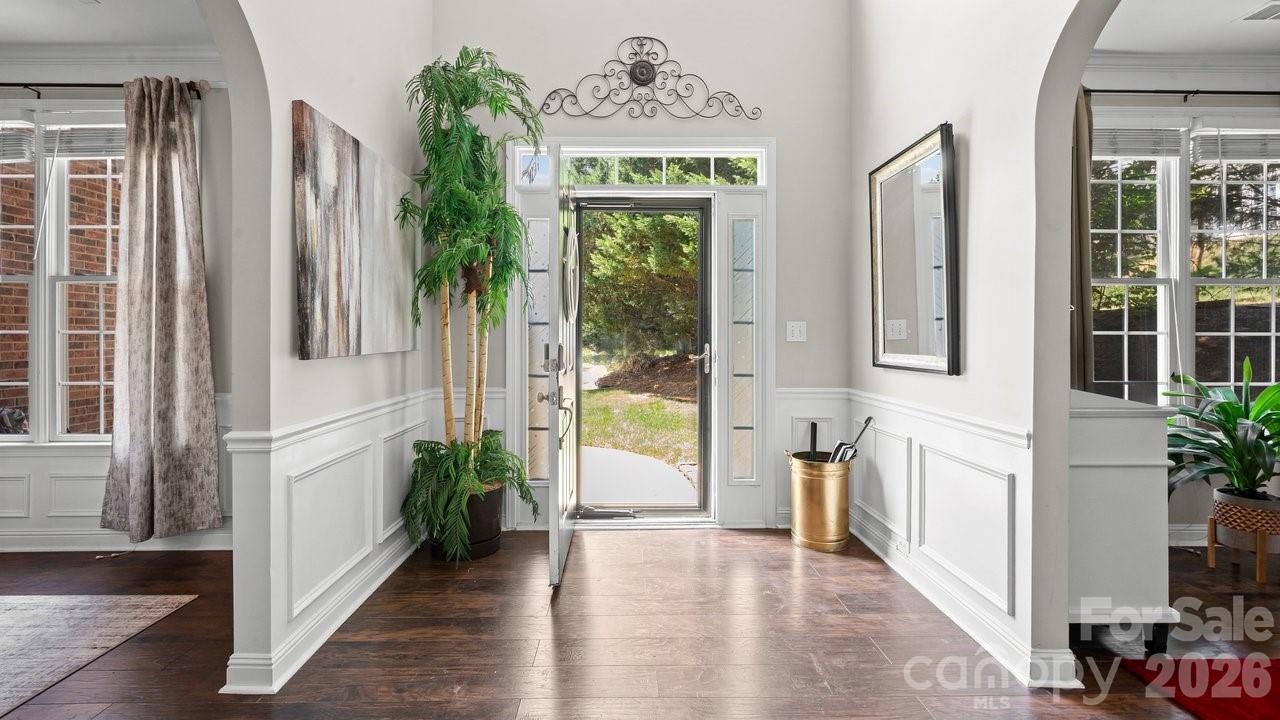 7715 Saddle Trail Lane — Charlotte