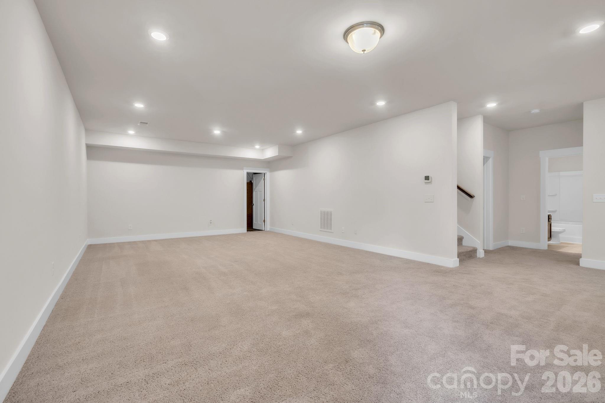 456 Jones Peak Drive — Simpsonville