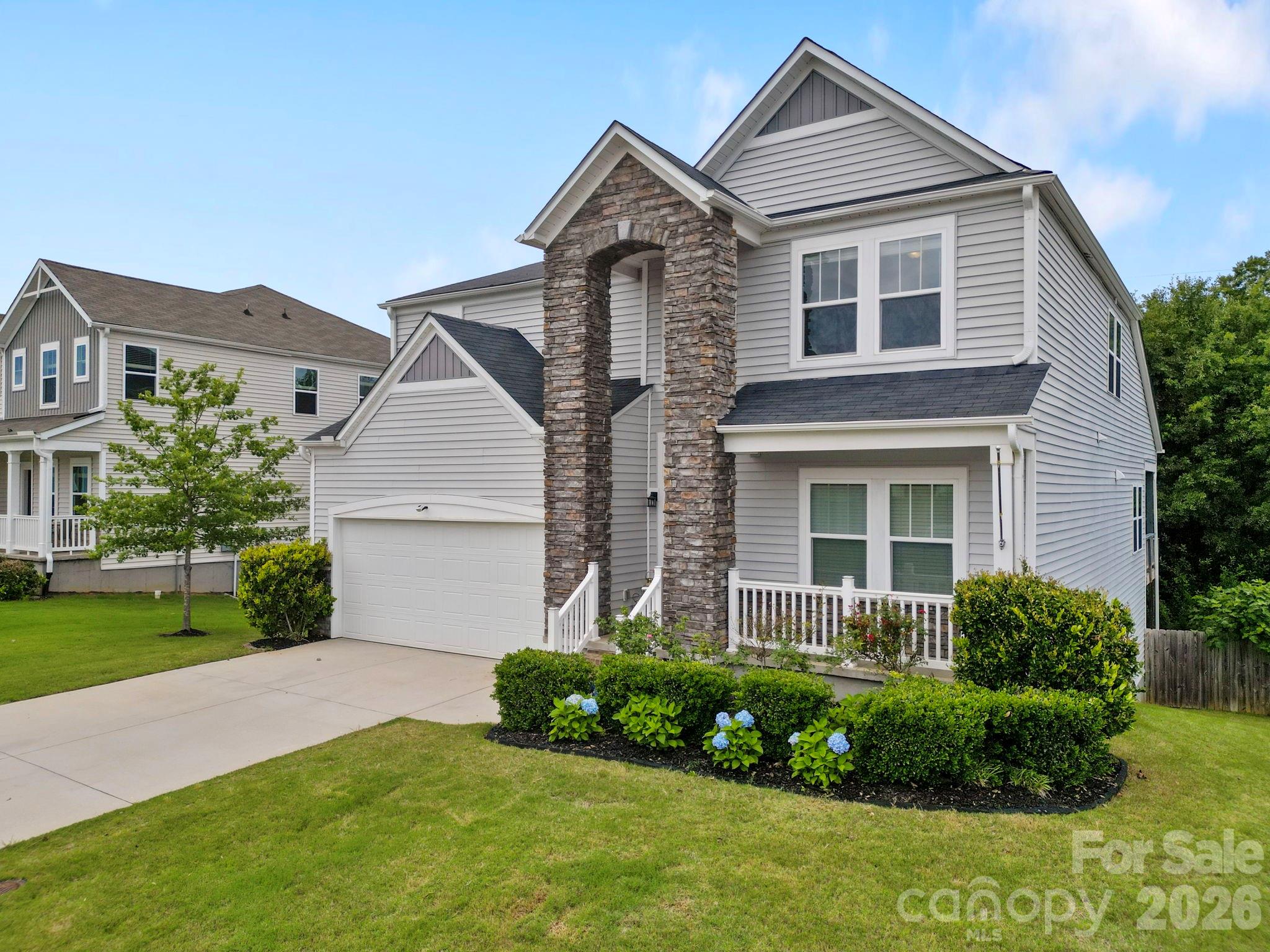 456 Jones Peak Drive — Simpsonville
