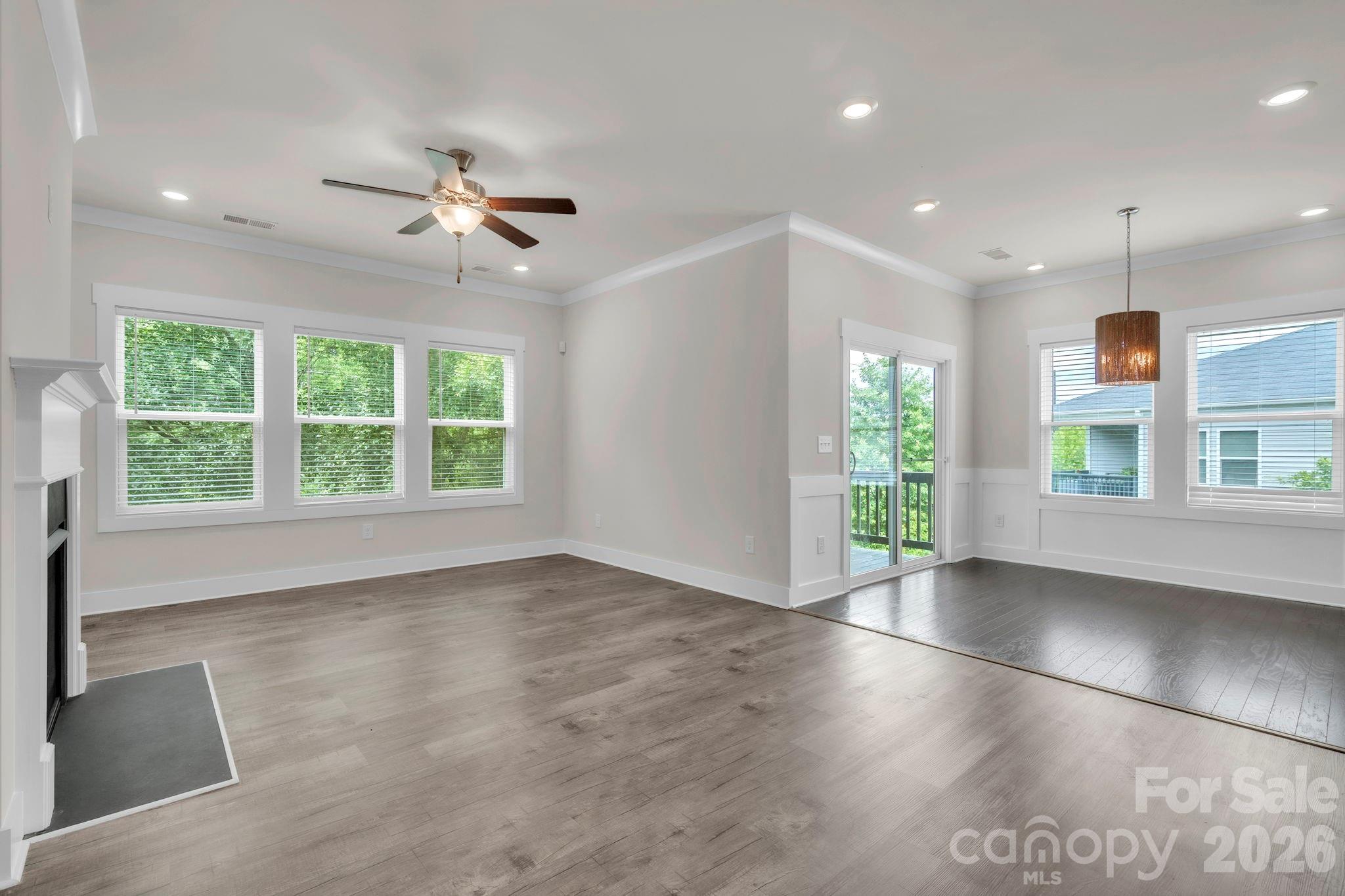 456 Jones Peak Drive — Simpsonville
