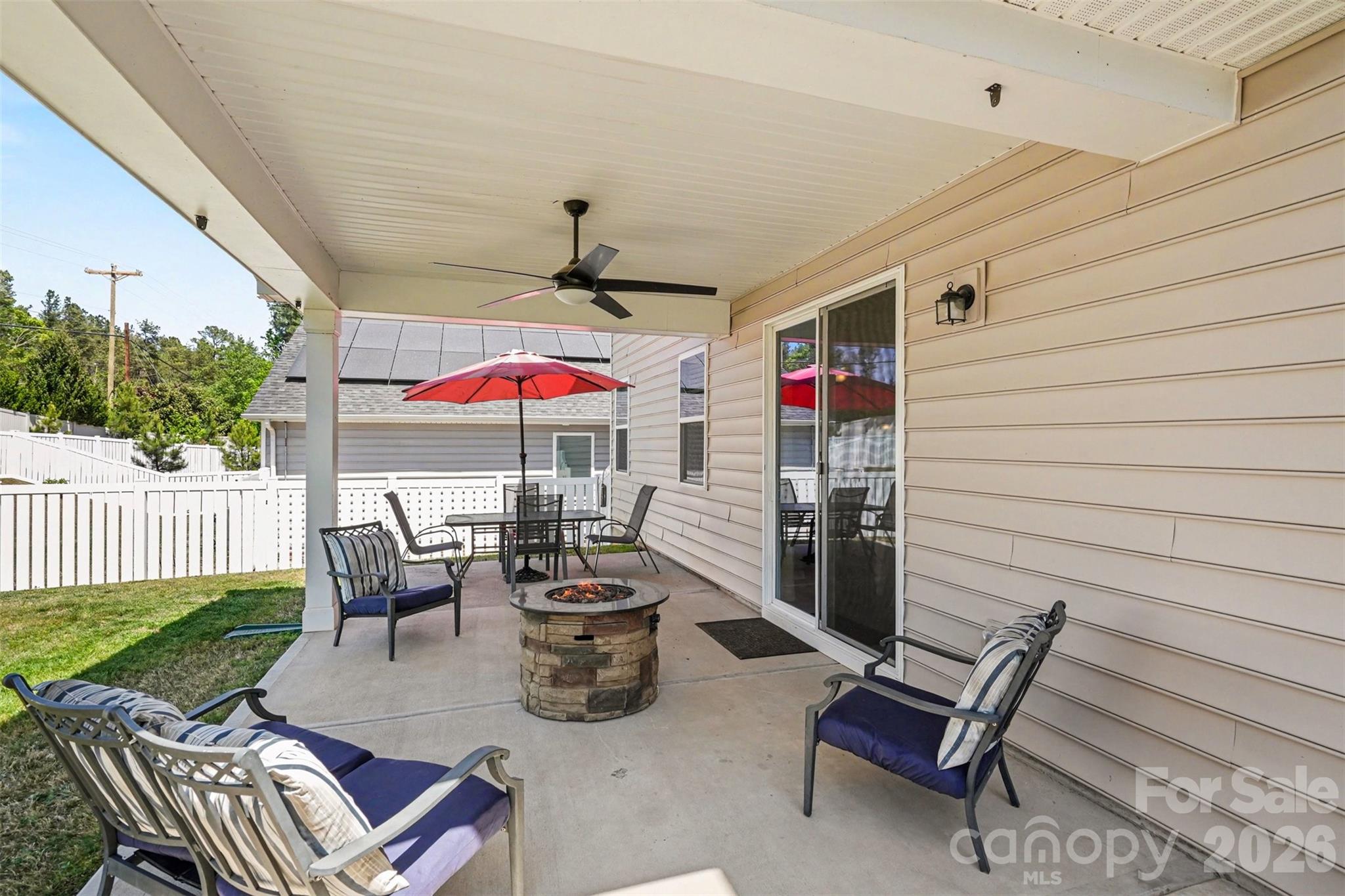 15125 Red Canoe Way — Charlotte