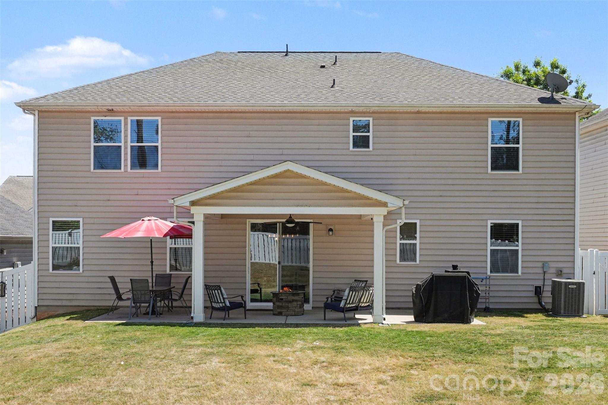 15125 Red Canoe Way — Charlotte