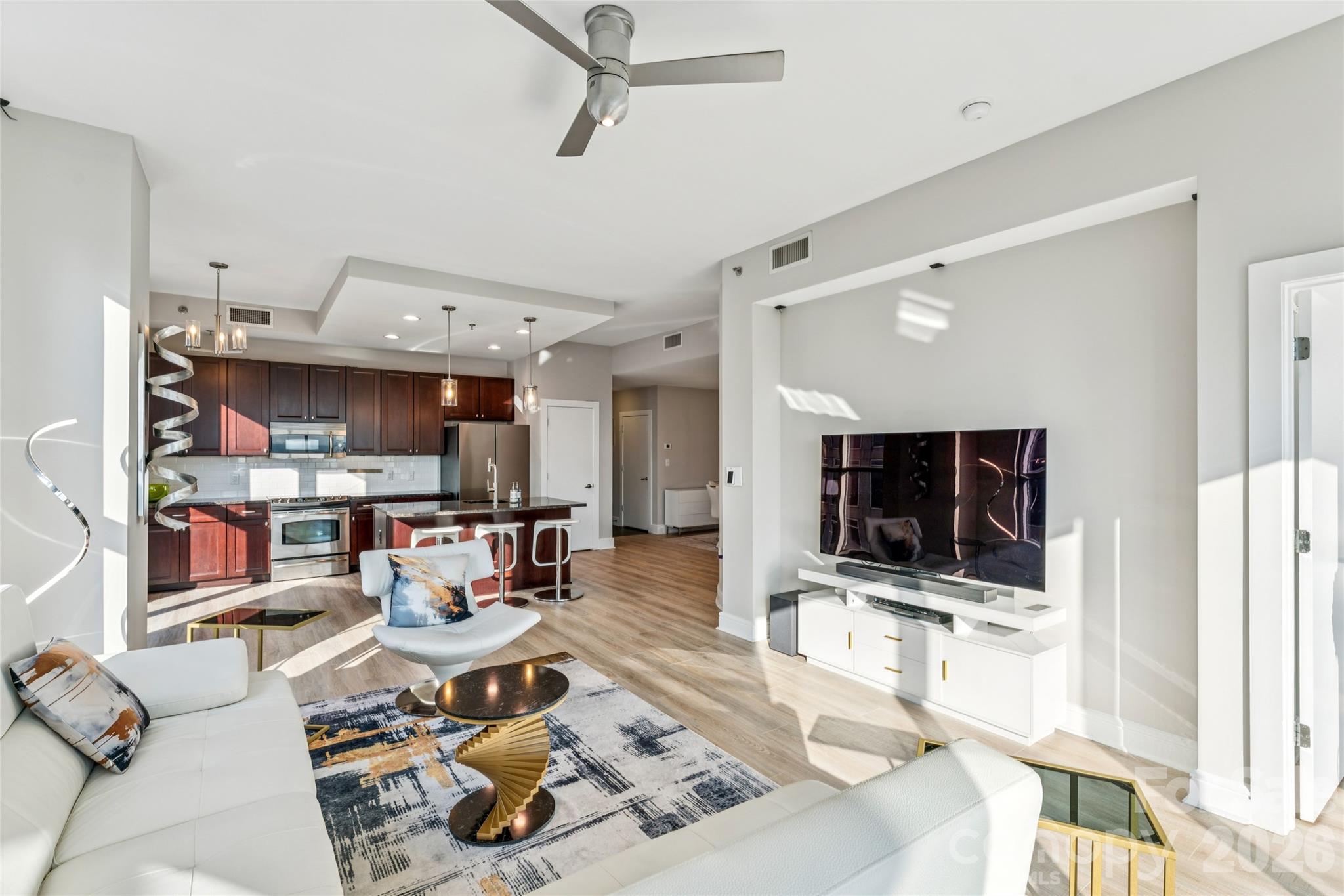333 W Trade Street #2200 — Charlotte
